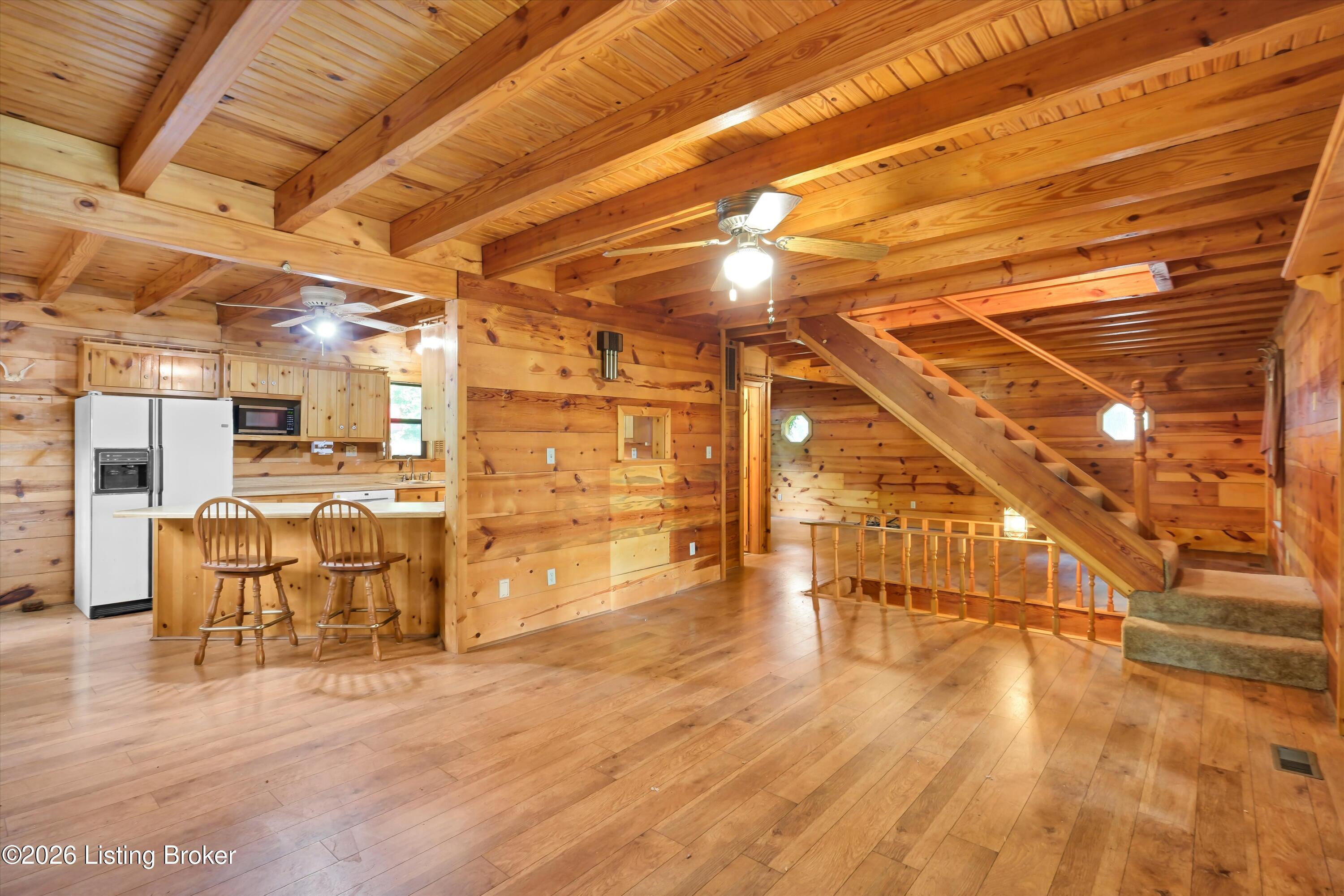 140 Hudson Rd Property Photo 13