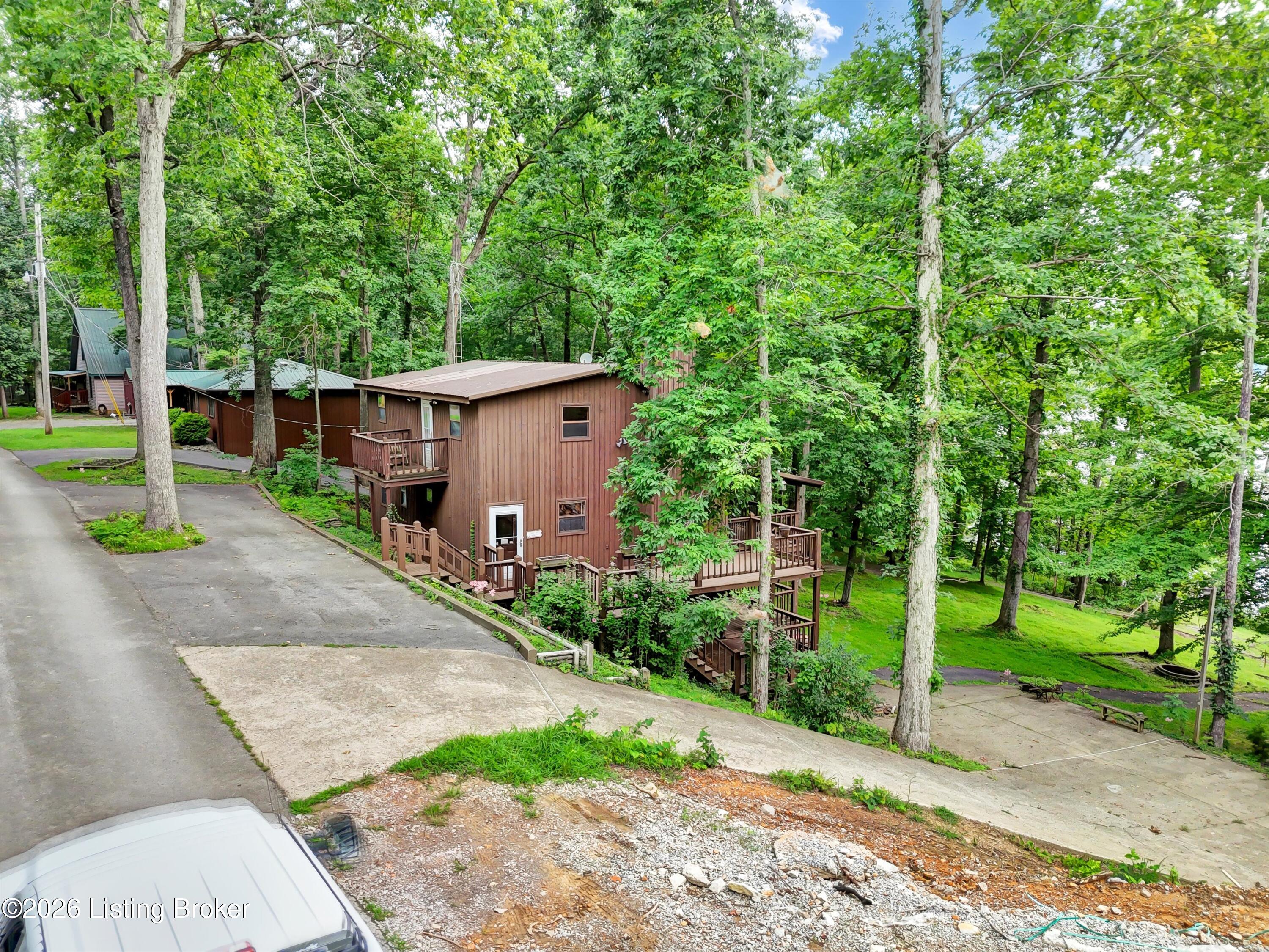 140 Hudson Rd Property Photo 29