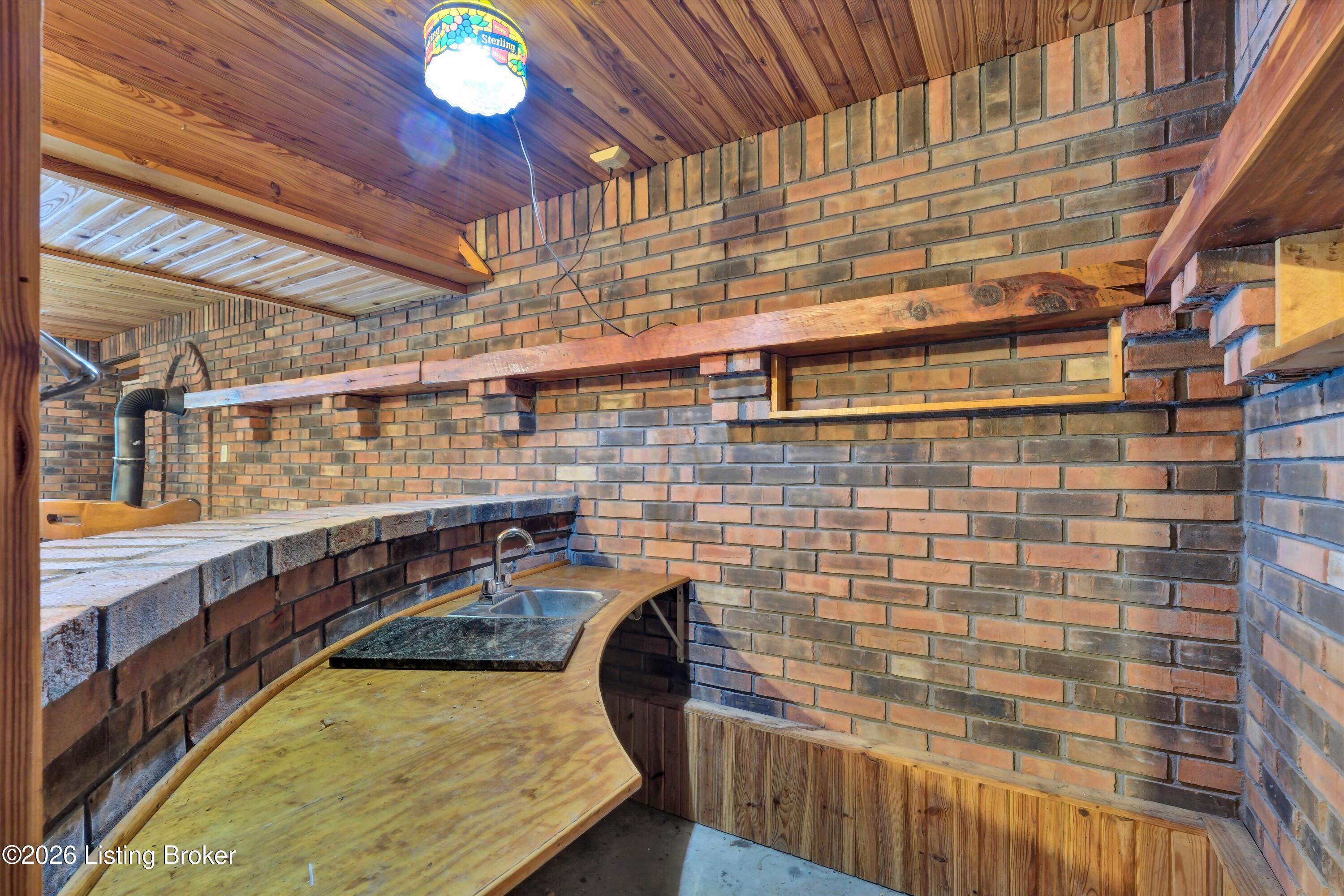 140 Hudson Rd Property Photo 31