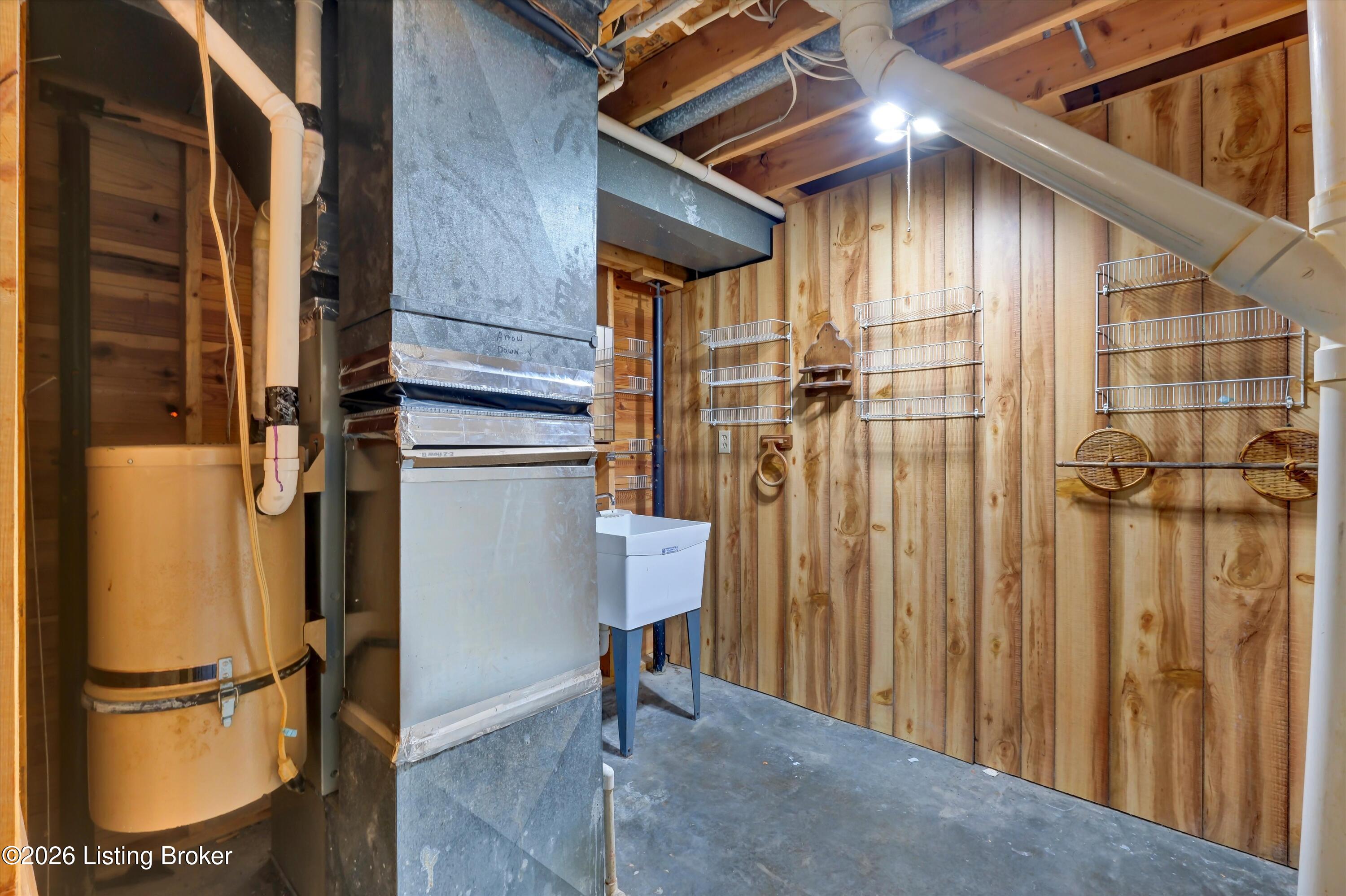 140 Hudson Rd Property Photo 41
