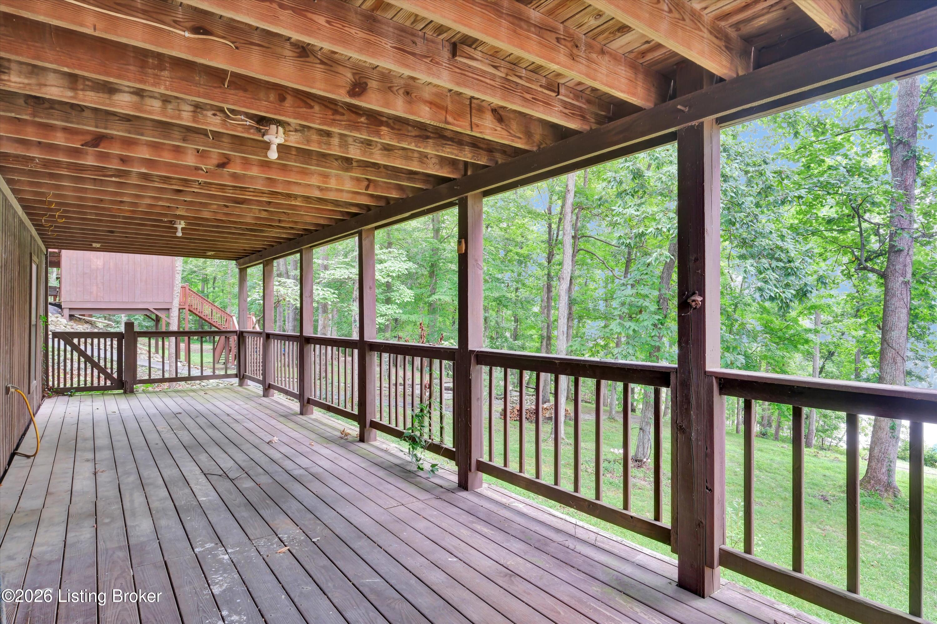 140 Hudson Rd Property Photo 45