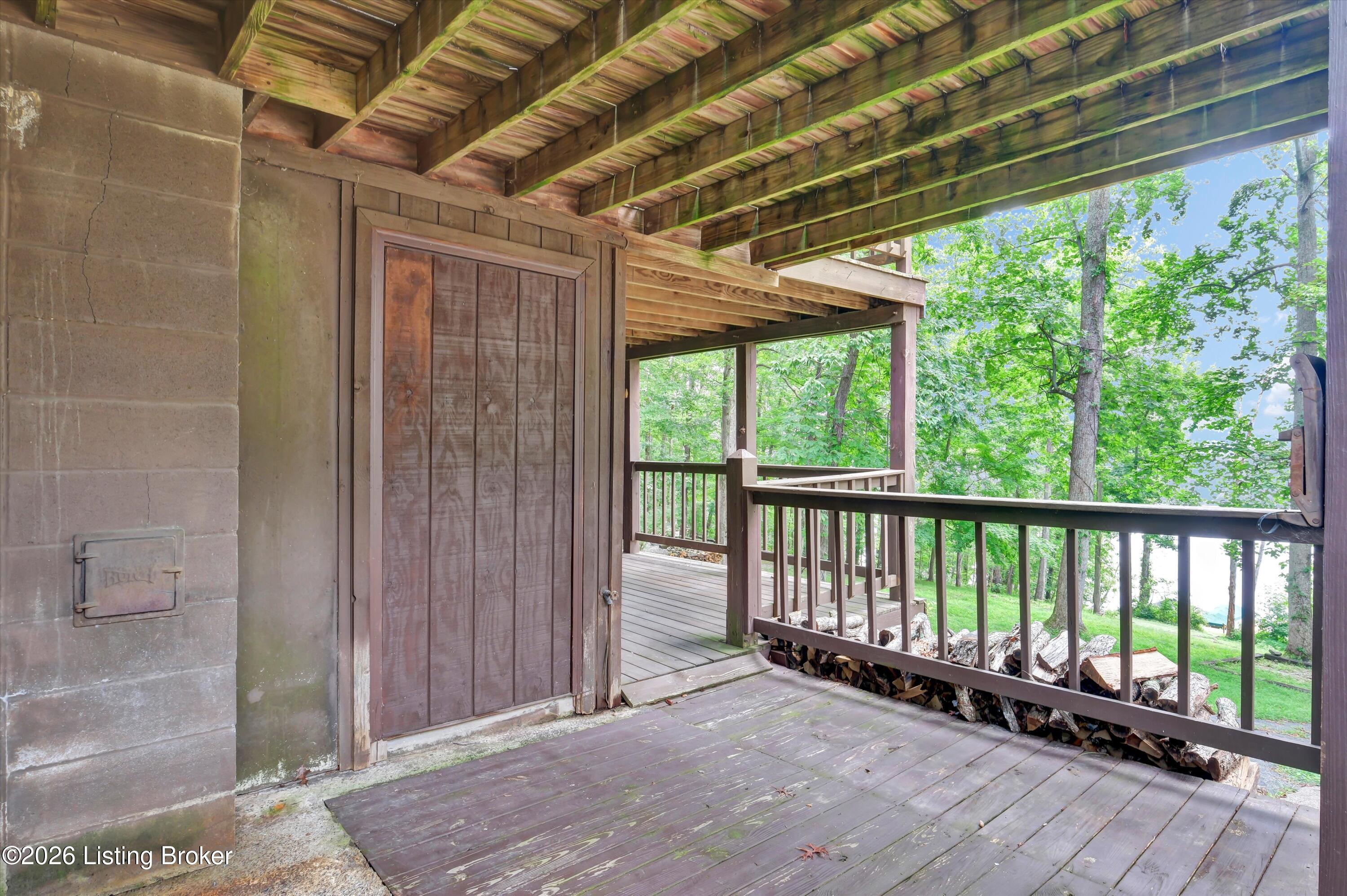 140 Hudson Rd Property Photo 46
