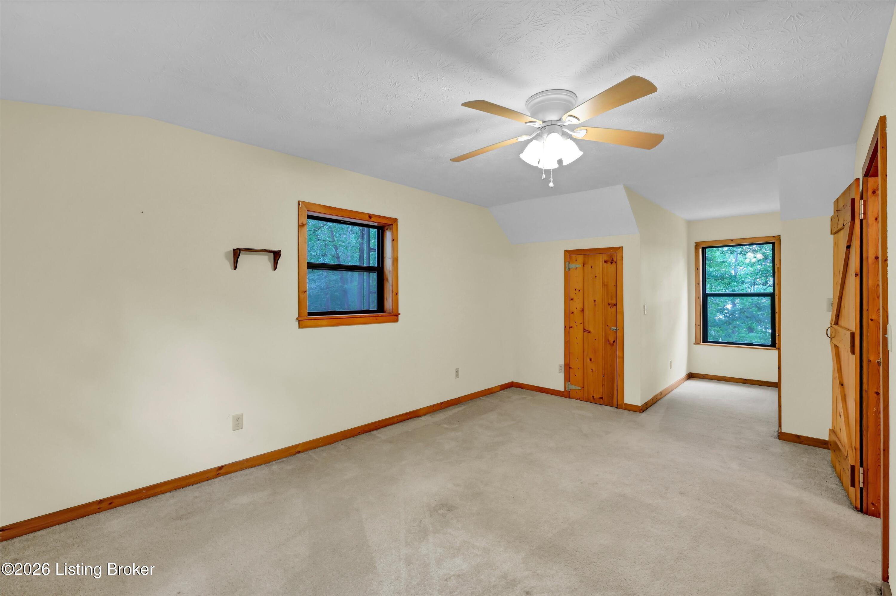 140 Hudson Rd Property Photo 55
