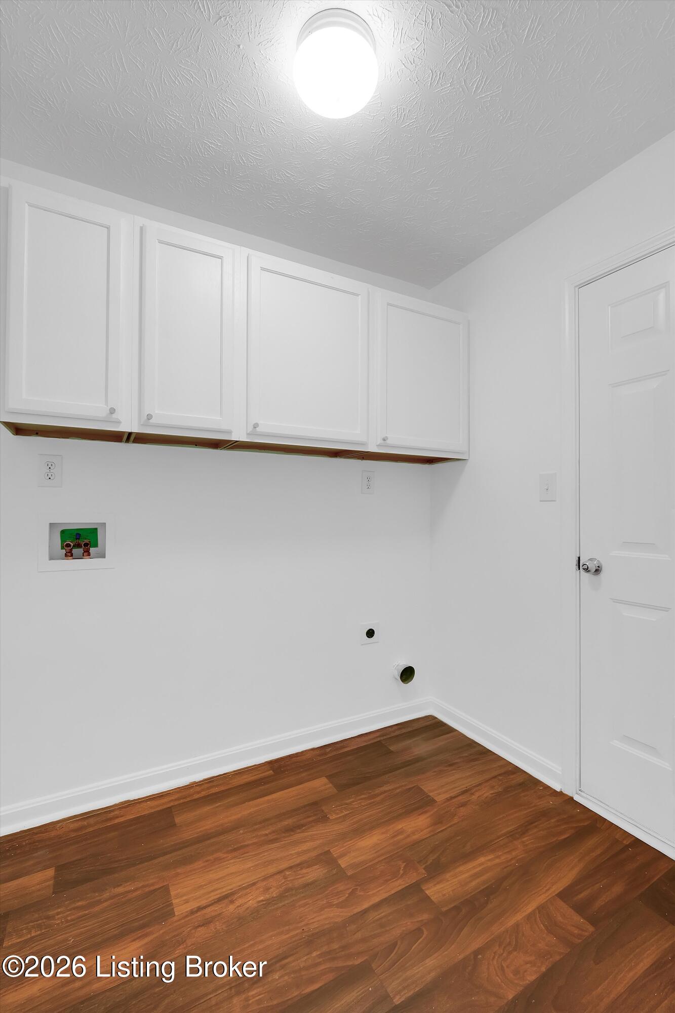 9644 River Trail Dr Property Photo 29