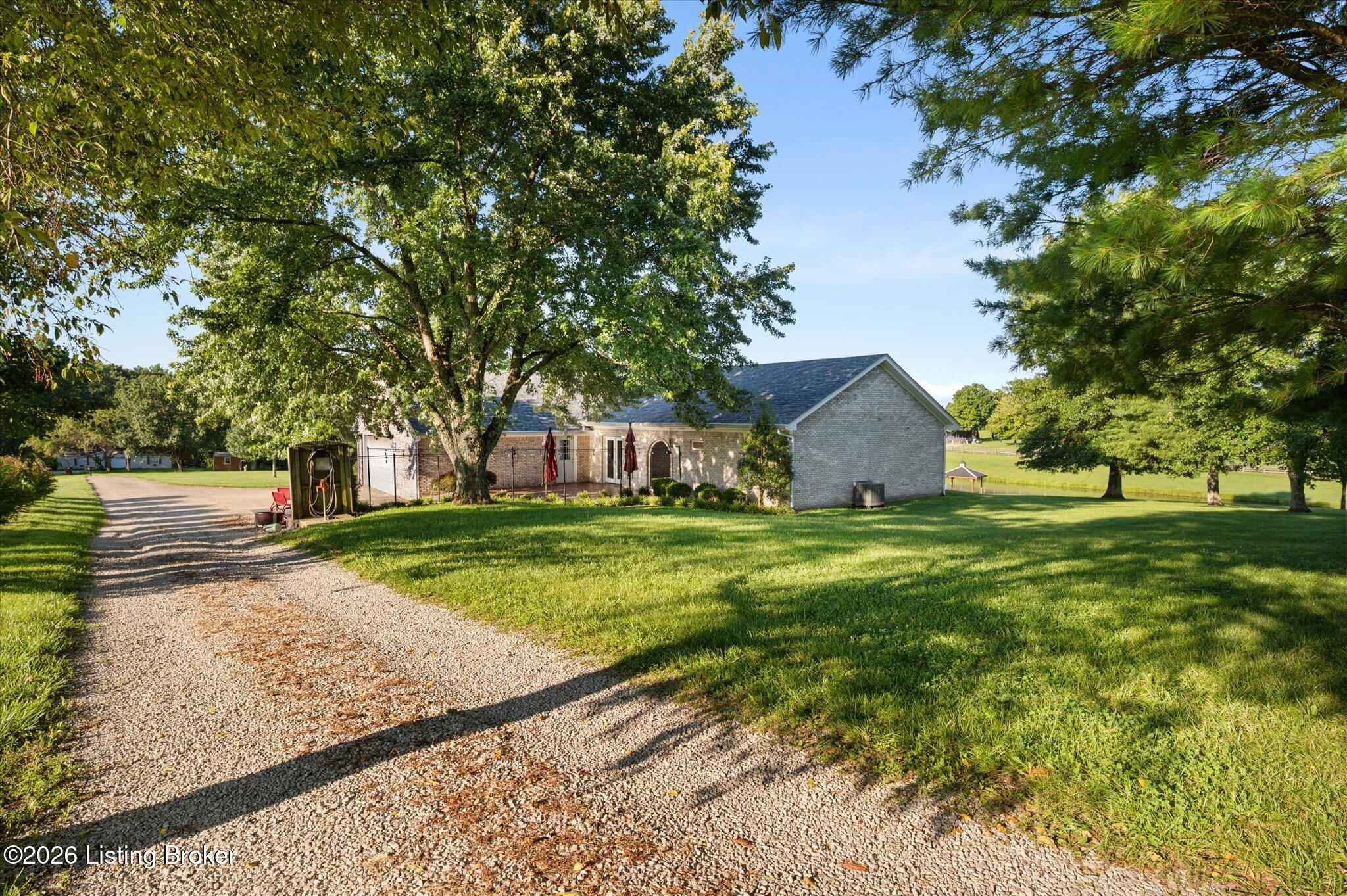211 Normandy Rd Property Photo 9