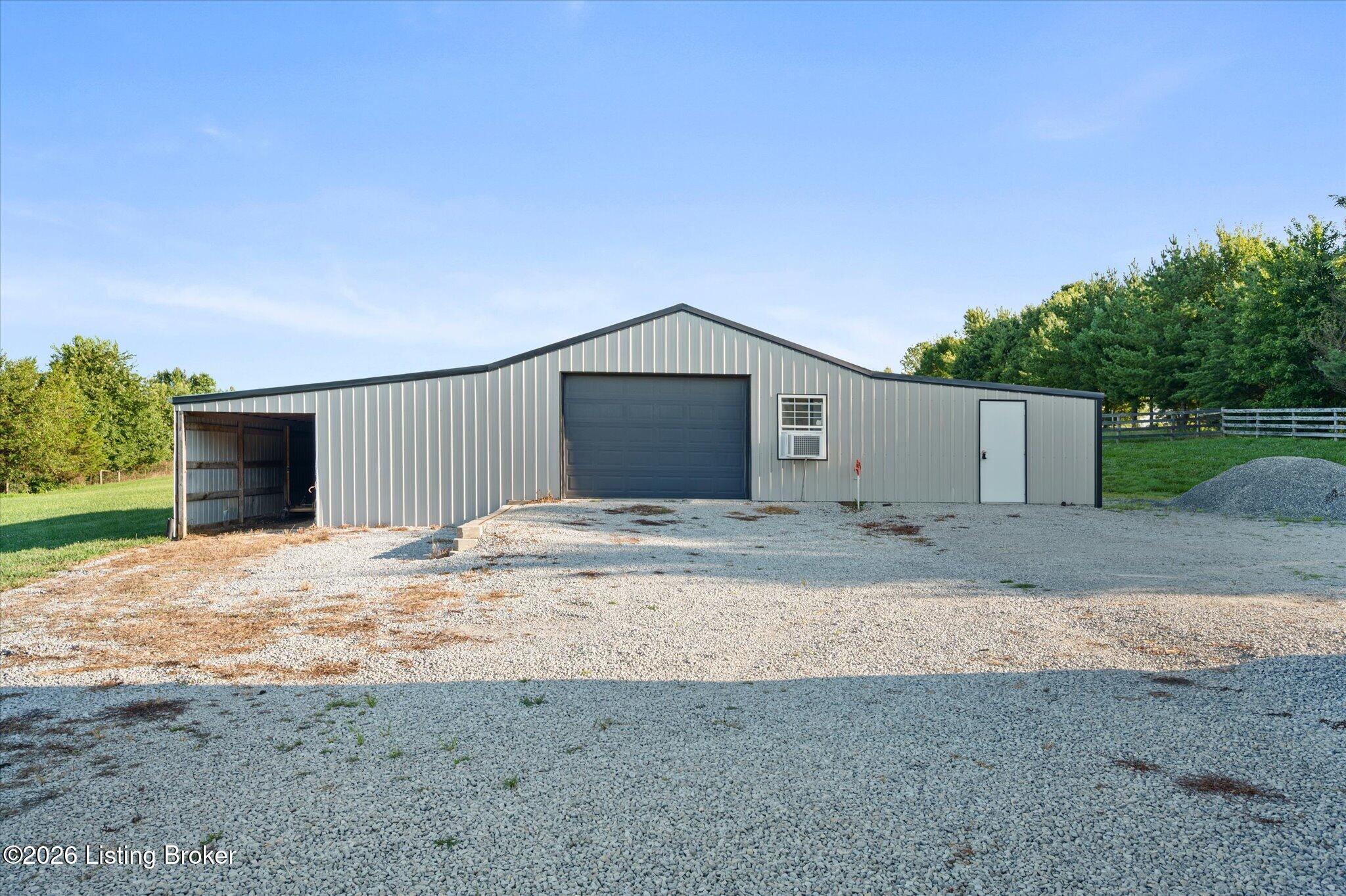 211 Normandy Rd Property Photo 13
