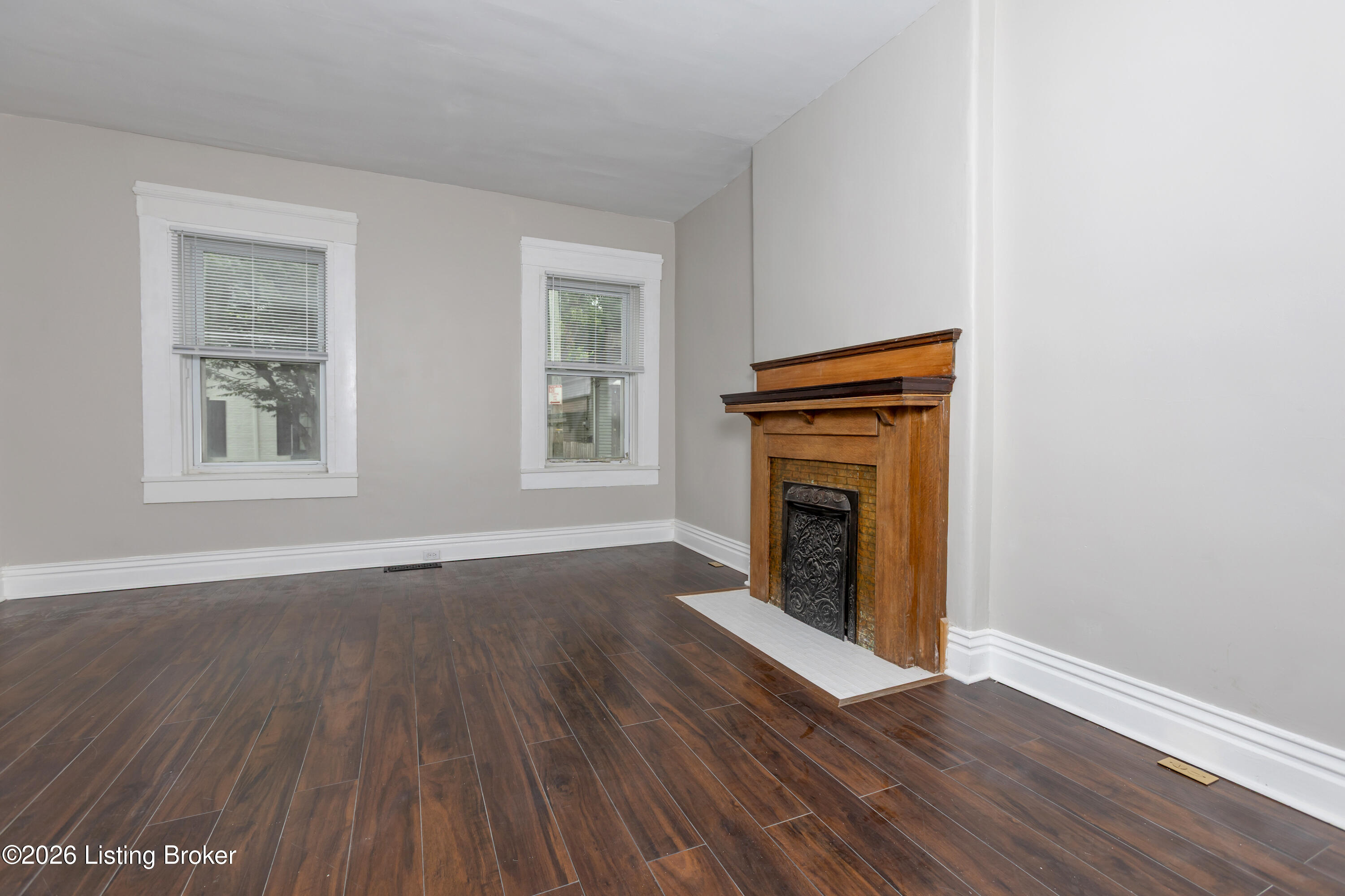 1661 Story Ave Property Photo 6