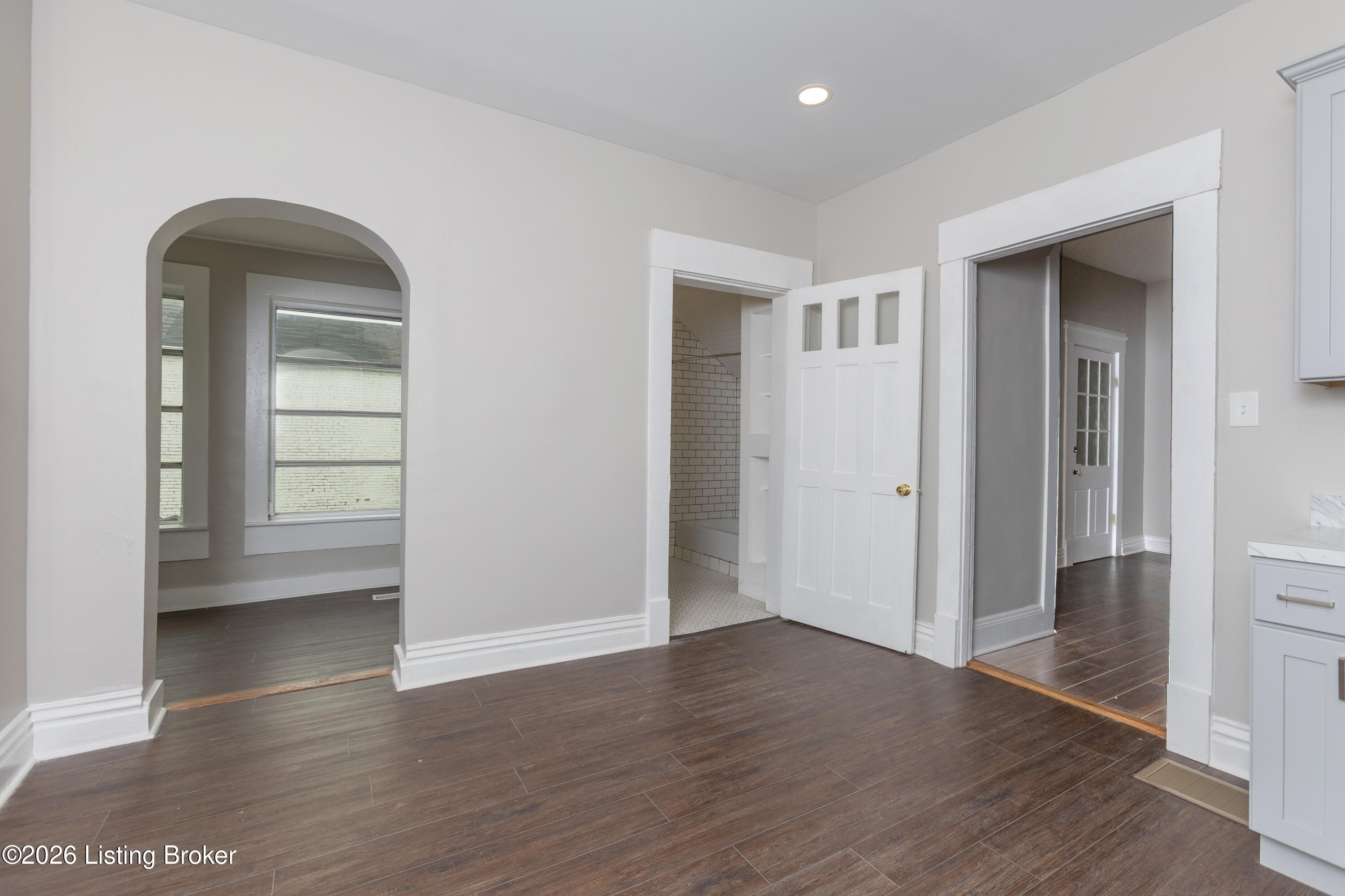 1661 Story Ave Property Photo 11