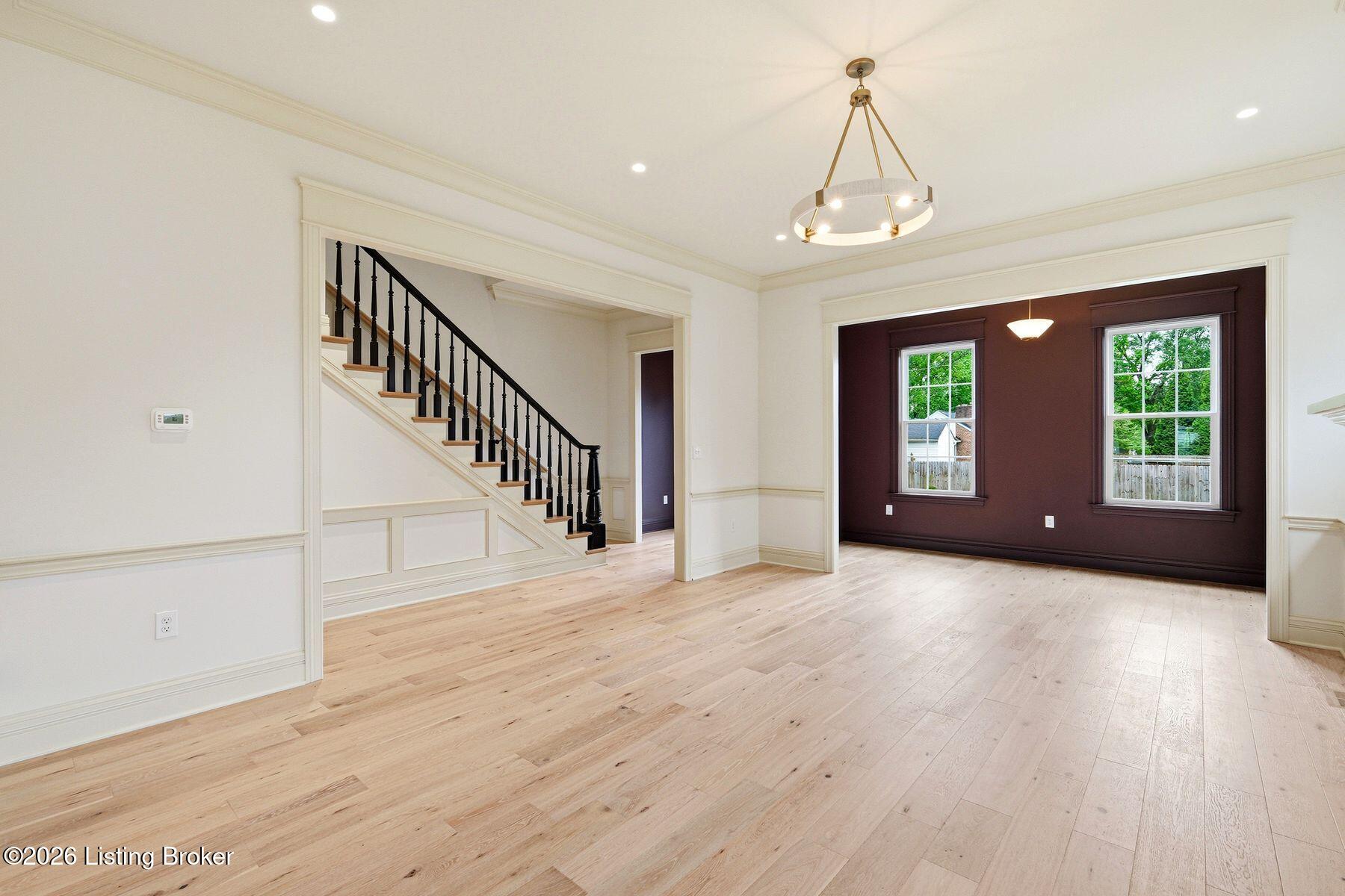 905 S Sherrin Ave Property Photo 12
