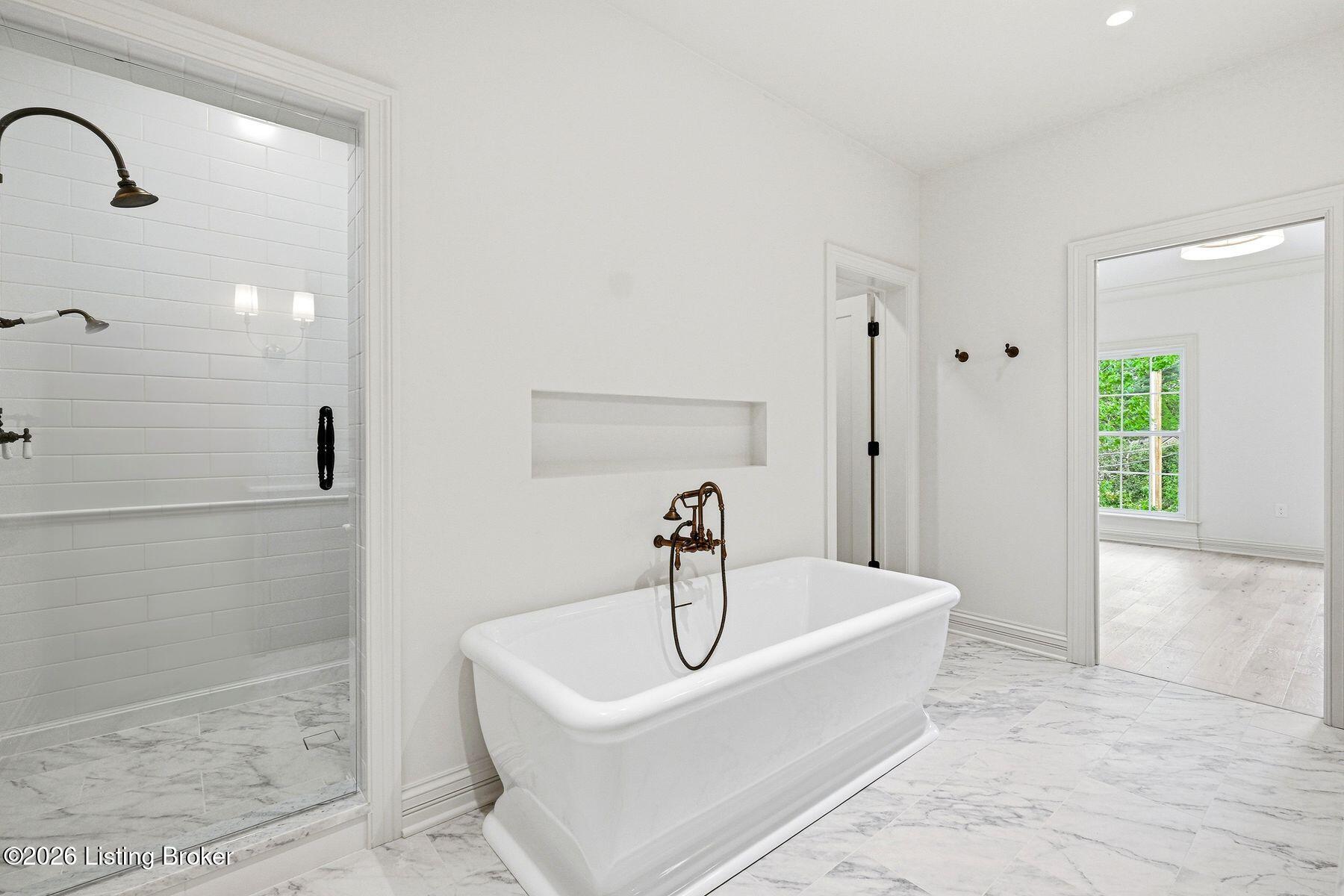 905 S Sherrin Ave Property Photo 43