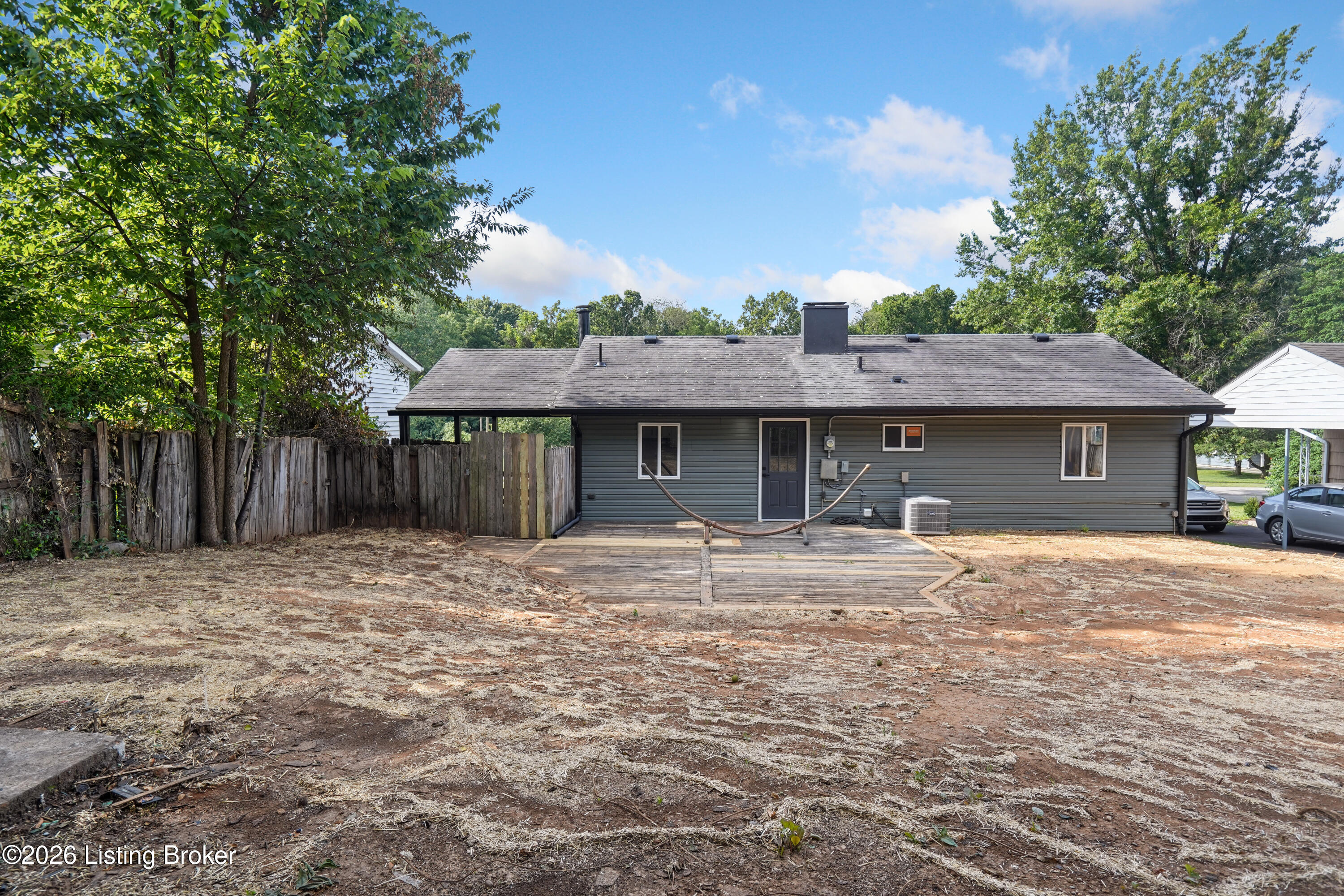 302 Marian Dr Property Photo 22