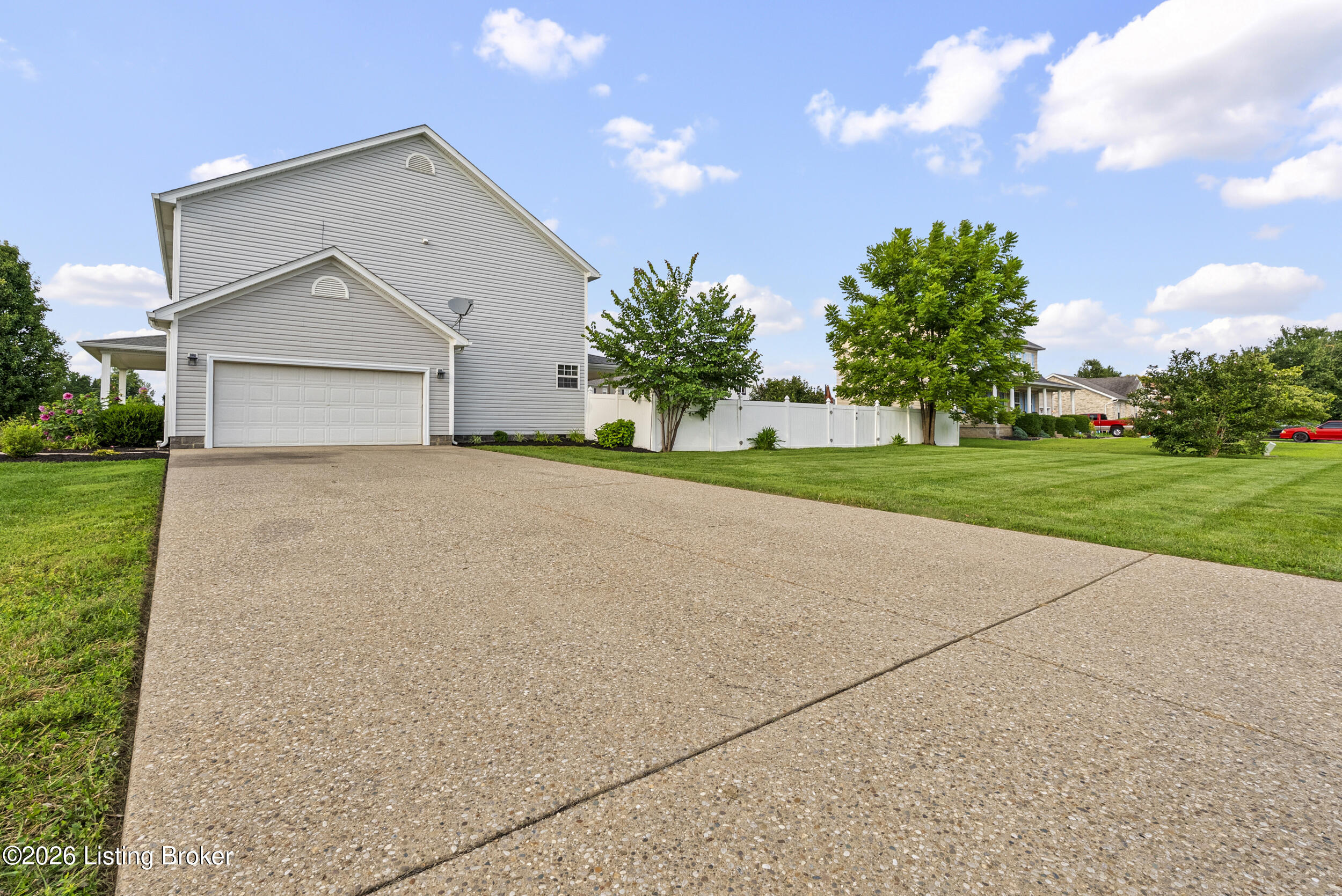 235 Helmwood Cir Property Photo 9