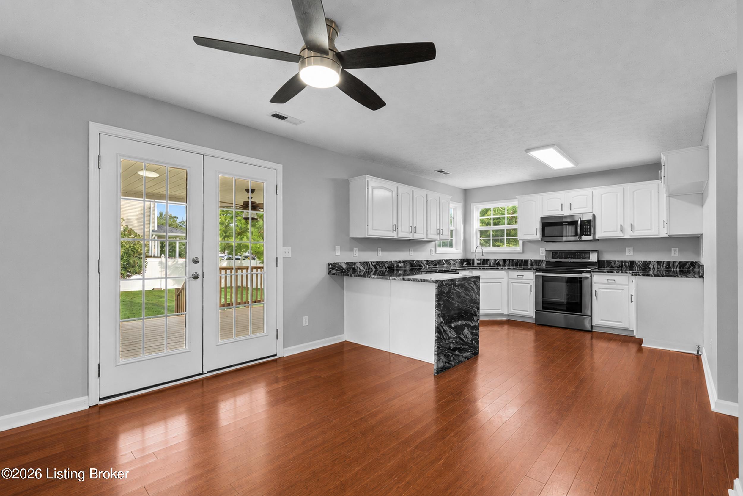 235 Helmwood Cir Property Photo 16