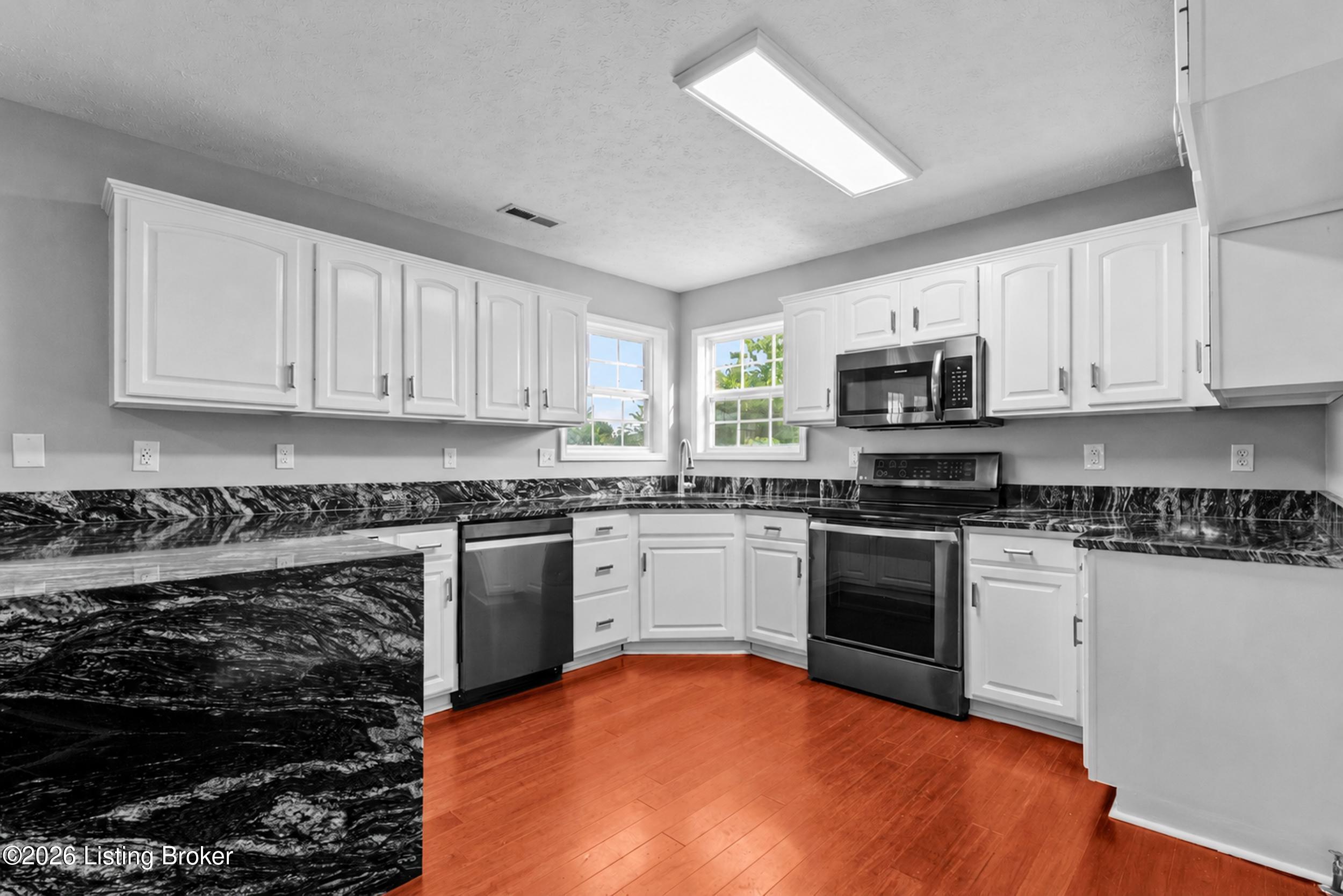235 Helmwood Cir Property Photo 17