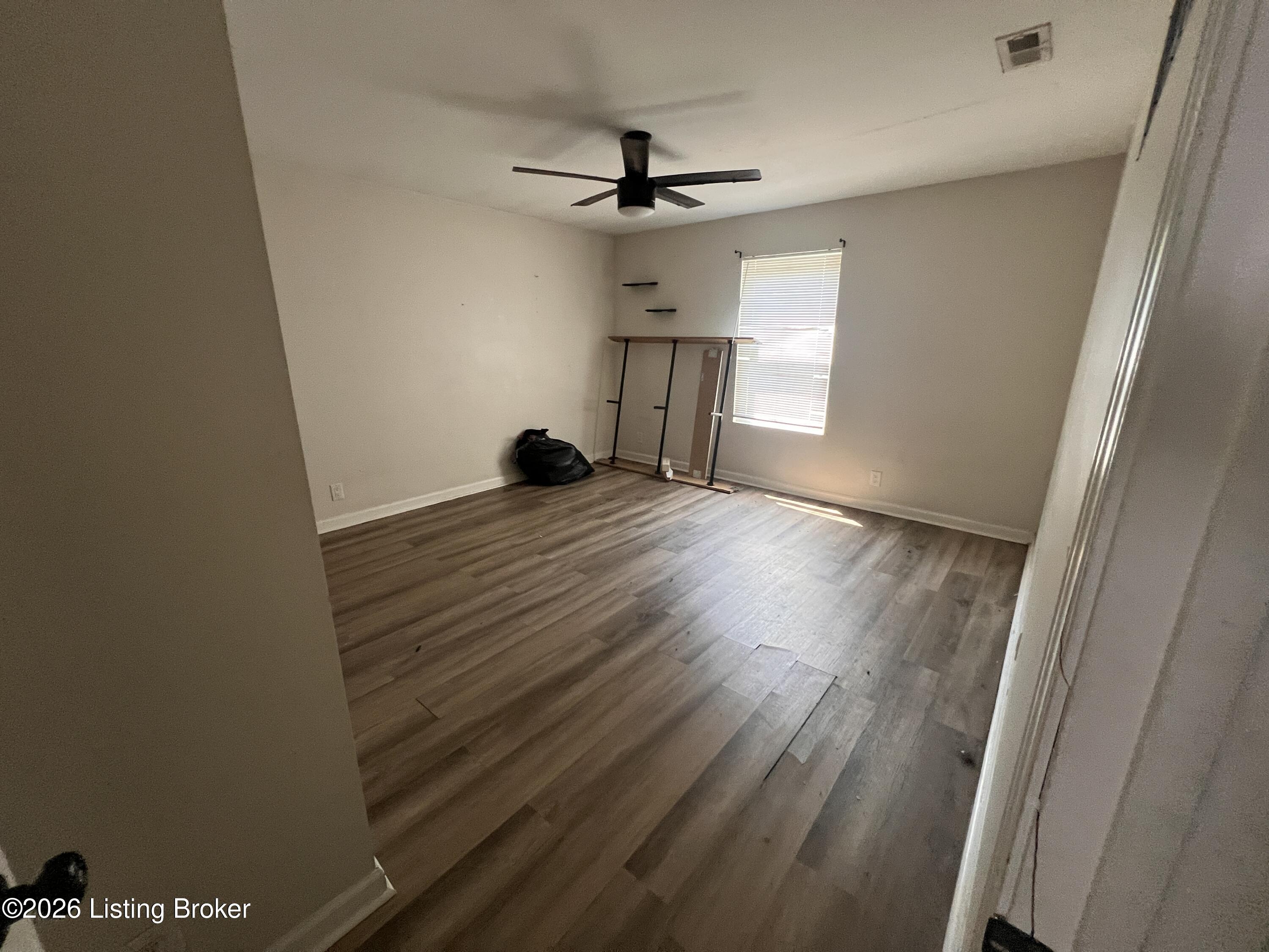 802 W Ashland Ave Property Photo 10