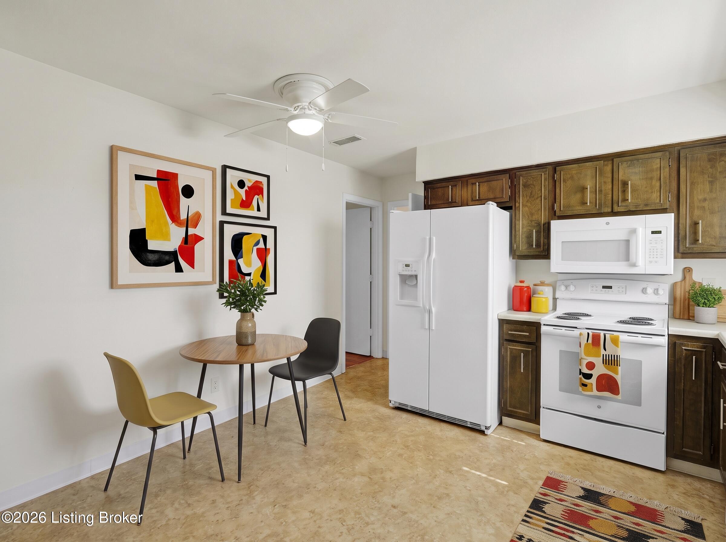 255 Salisbury Square Apt 101 Property Photo 10