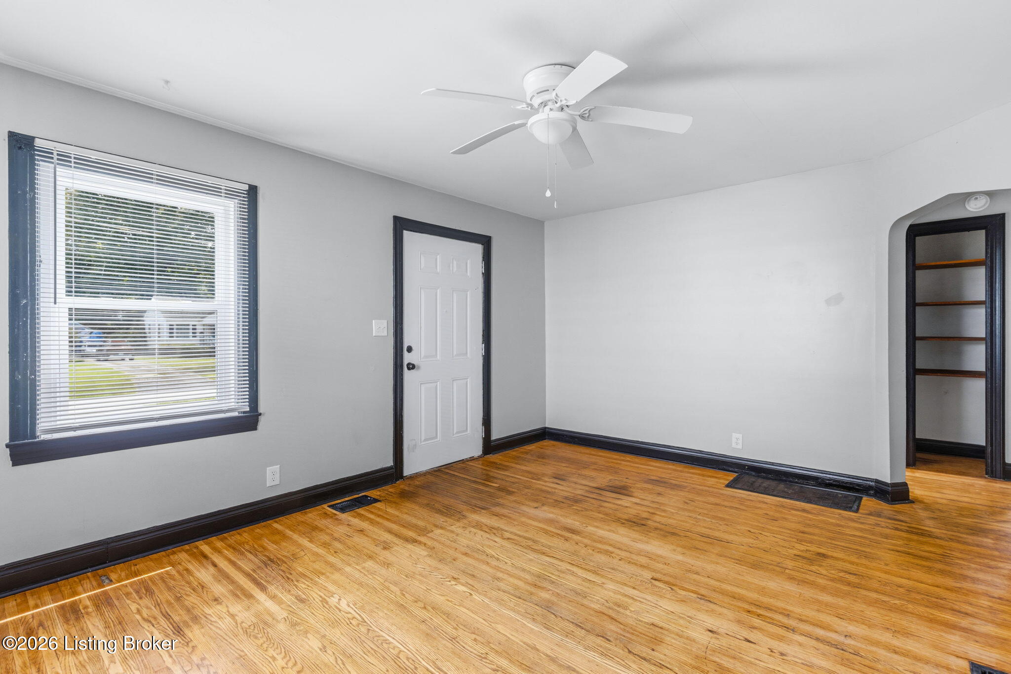 4014 Mapleton Ave Property Photo 11