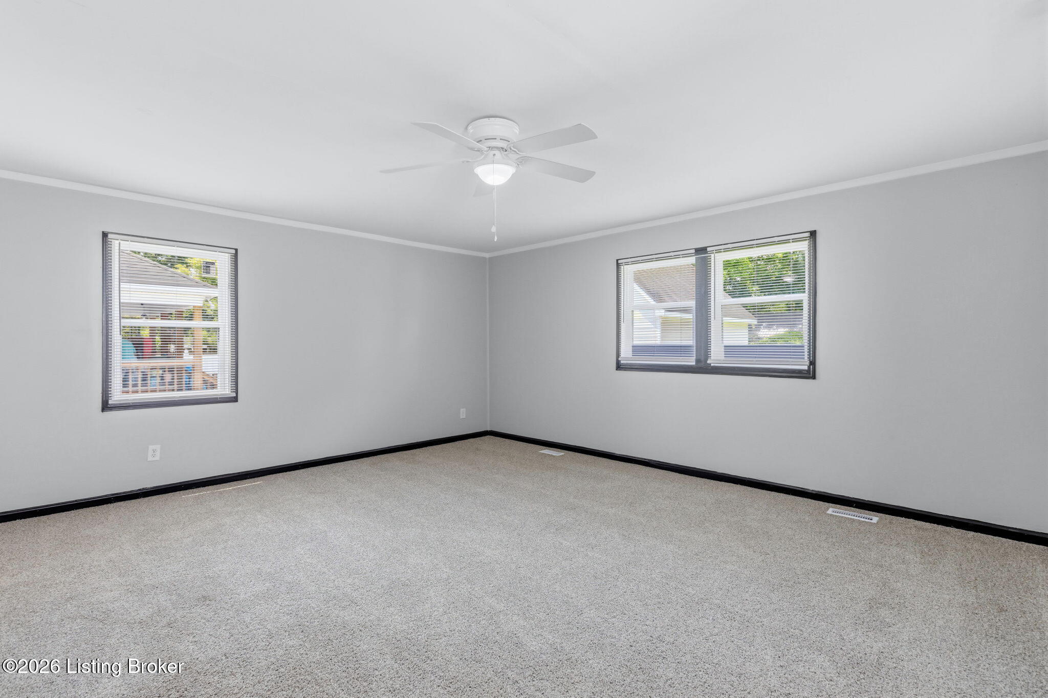 4014 Mapleton Ave Property Photo 25