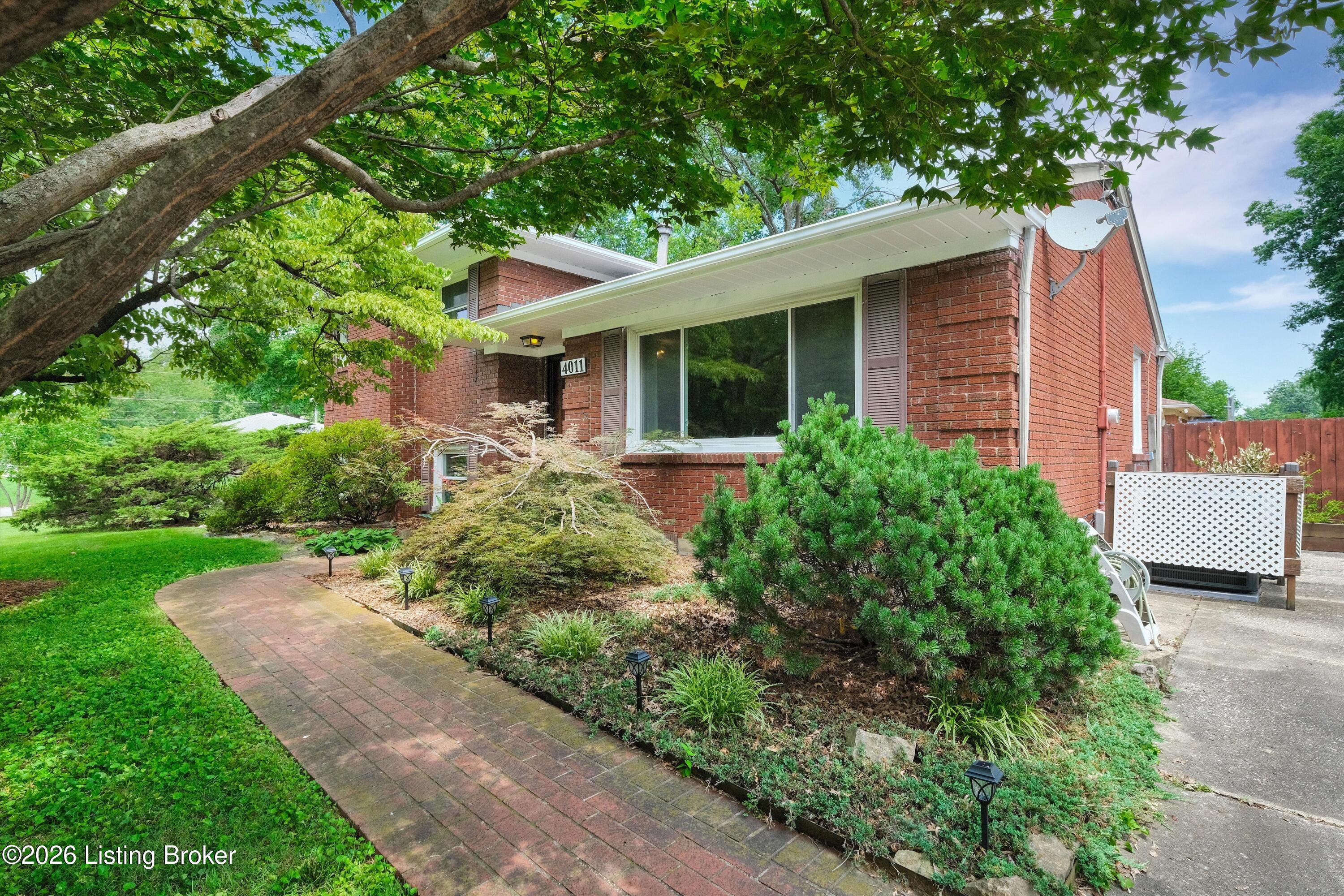 4011 Mamaroneck Rd Property Photo 5