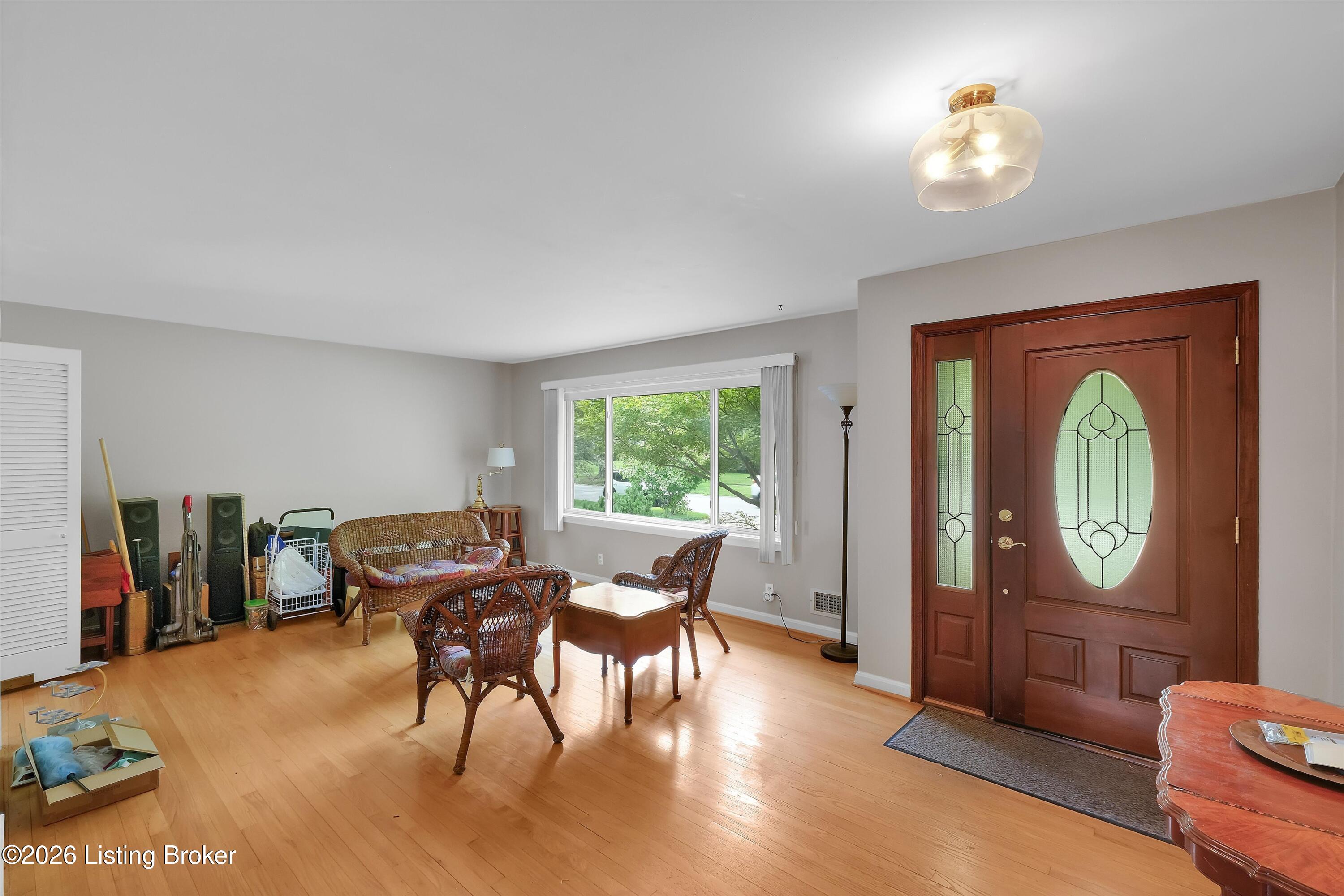 4011 Mamaroneck Rd Property Photo 6