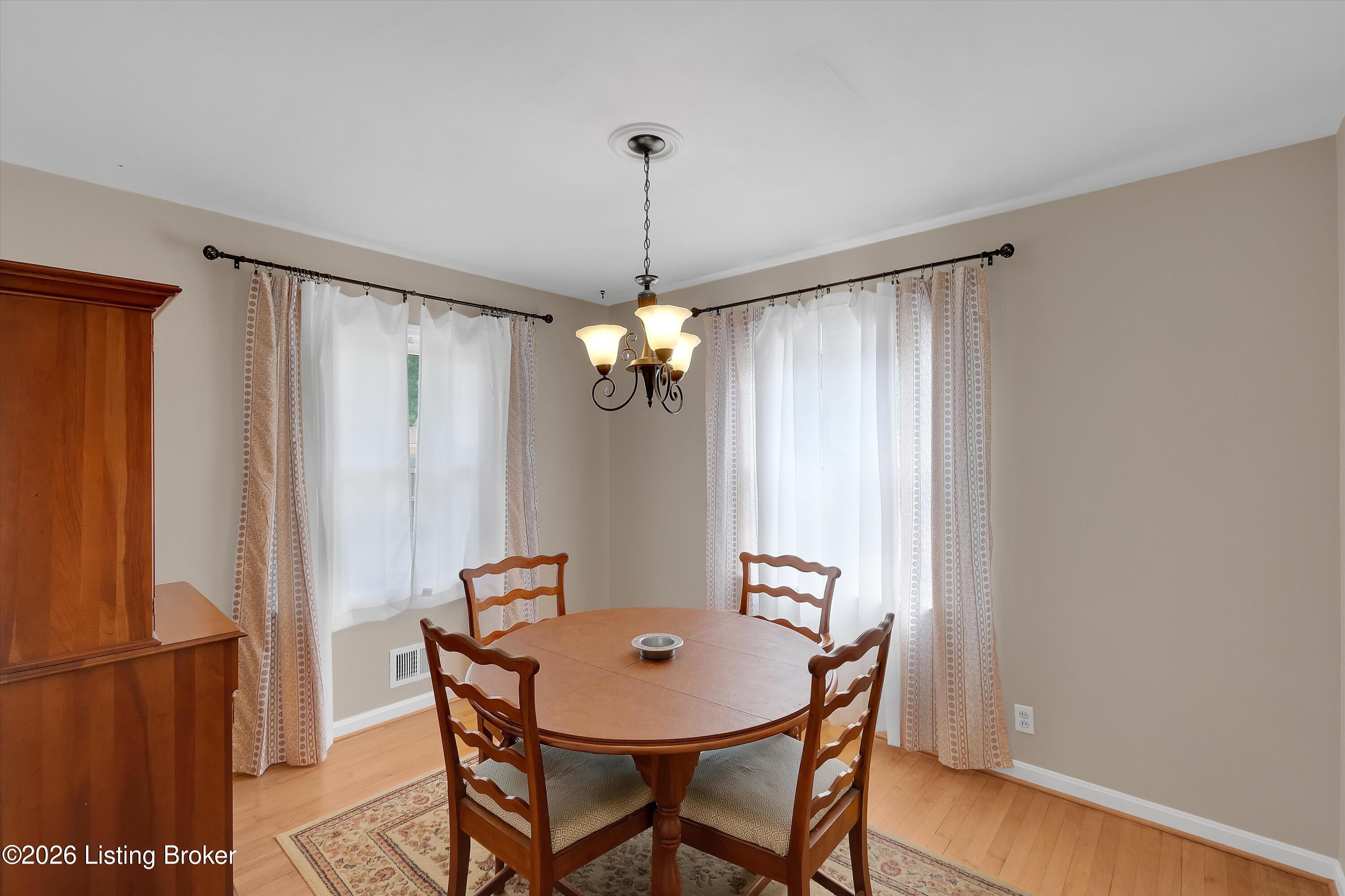 4011 Mamaroneck Rd Property Photo 10