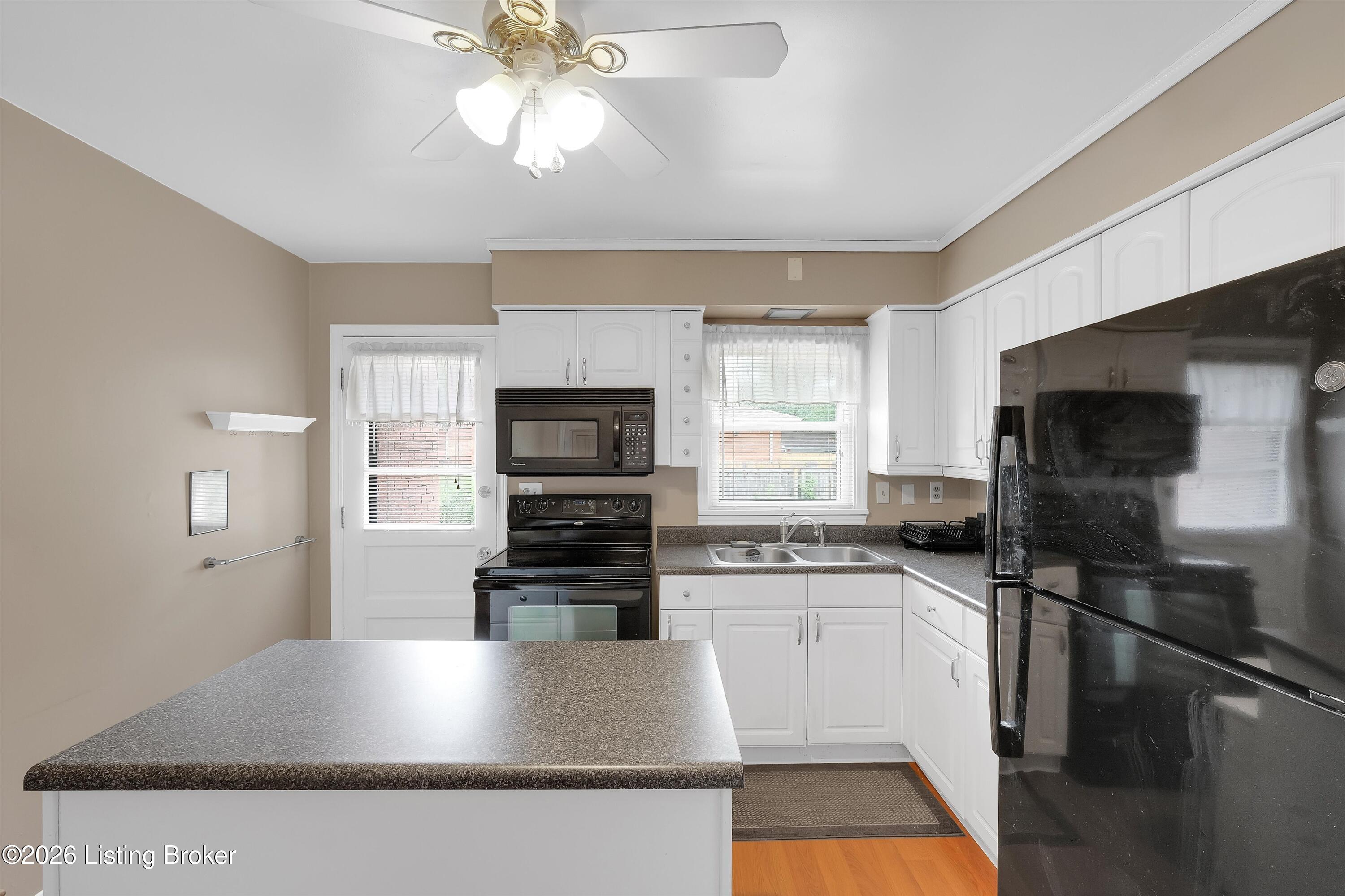 4011 Mamaroneck Rd Property Photo 13