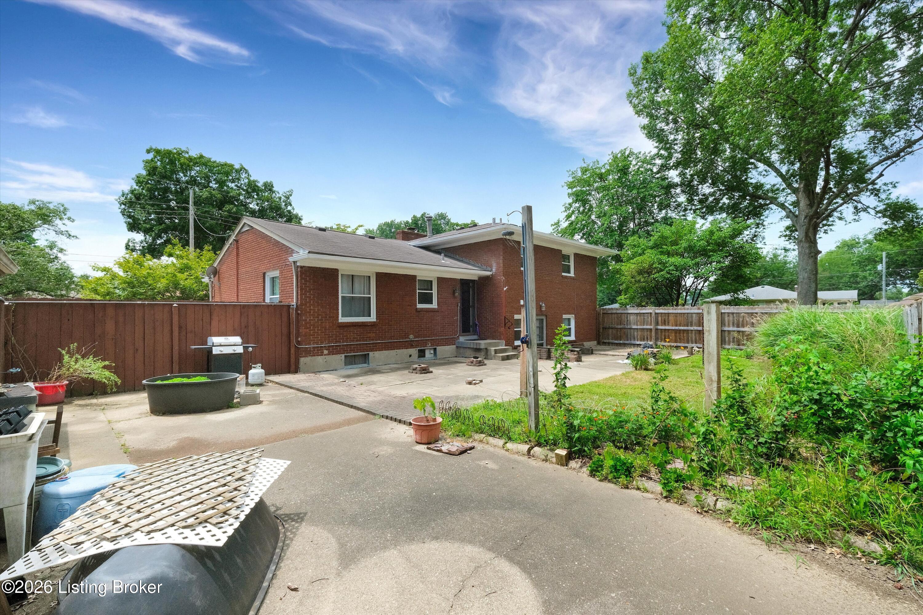 4011 Mamaroneck Rd Property Photo 38