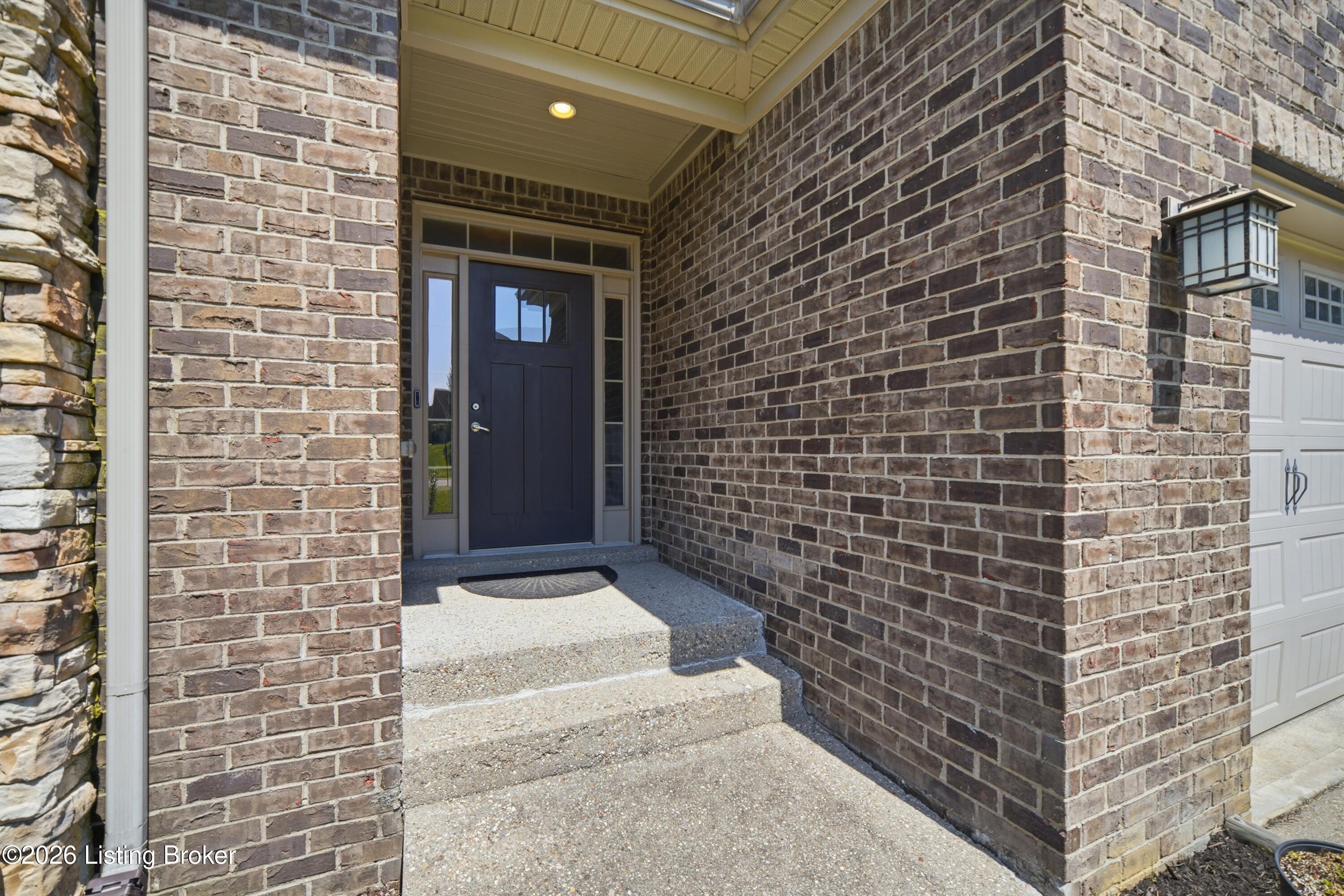 18406 Standwick Dr Property Photo 3