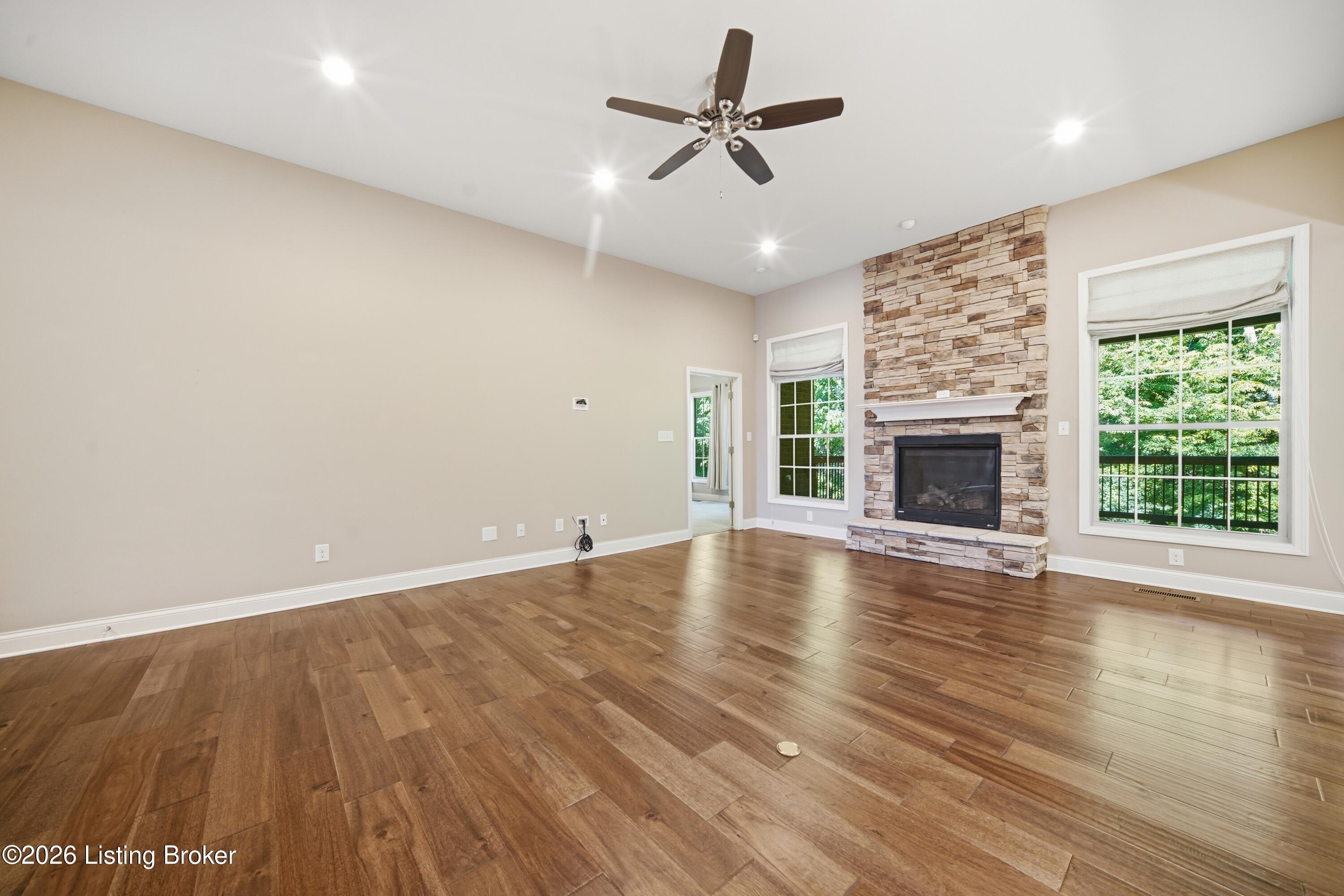 18406 Standwick Dr Property Photo 11