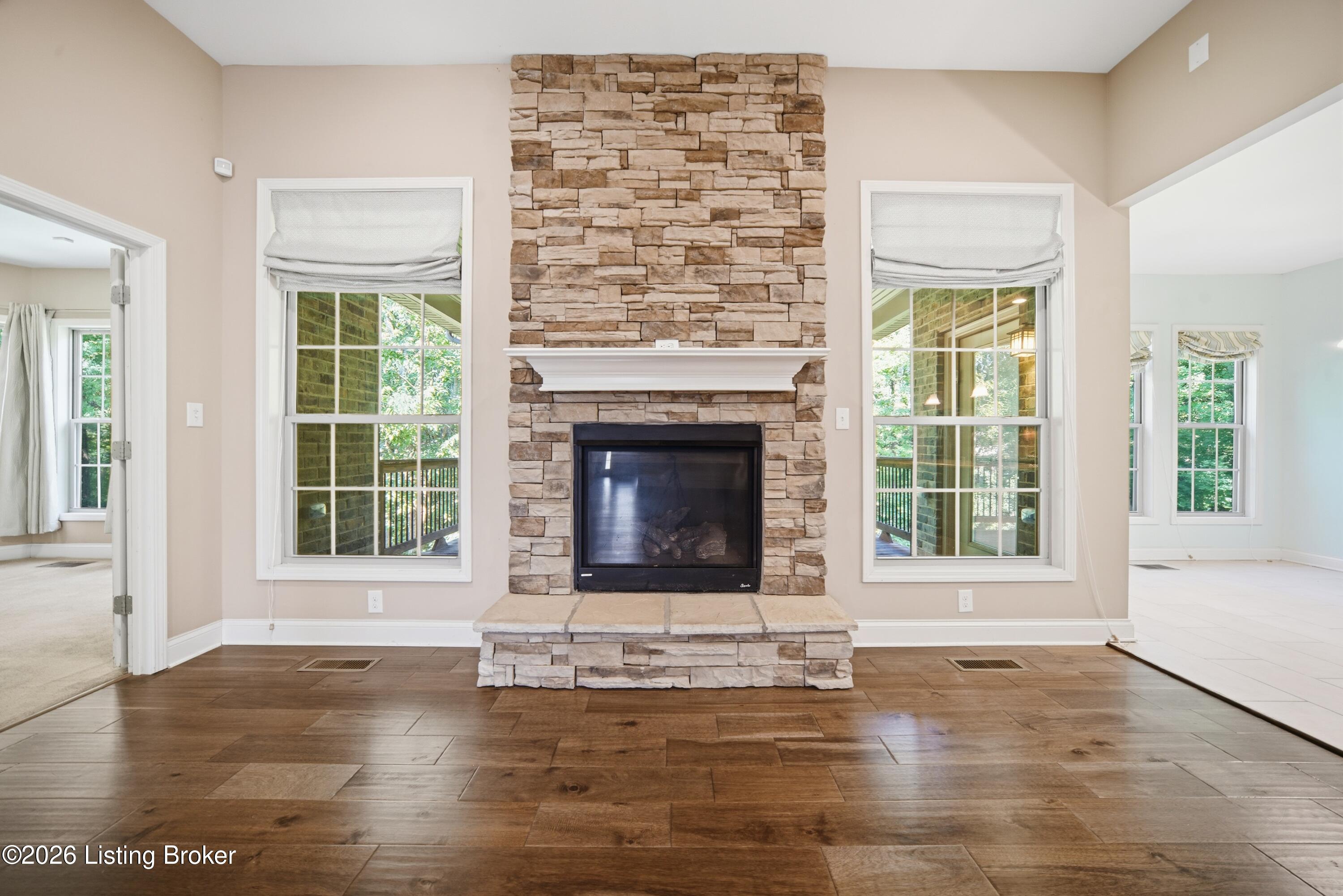 18406 Standwick Dr Property Photo 12