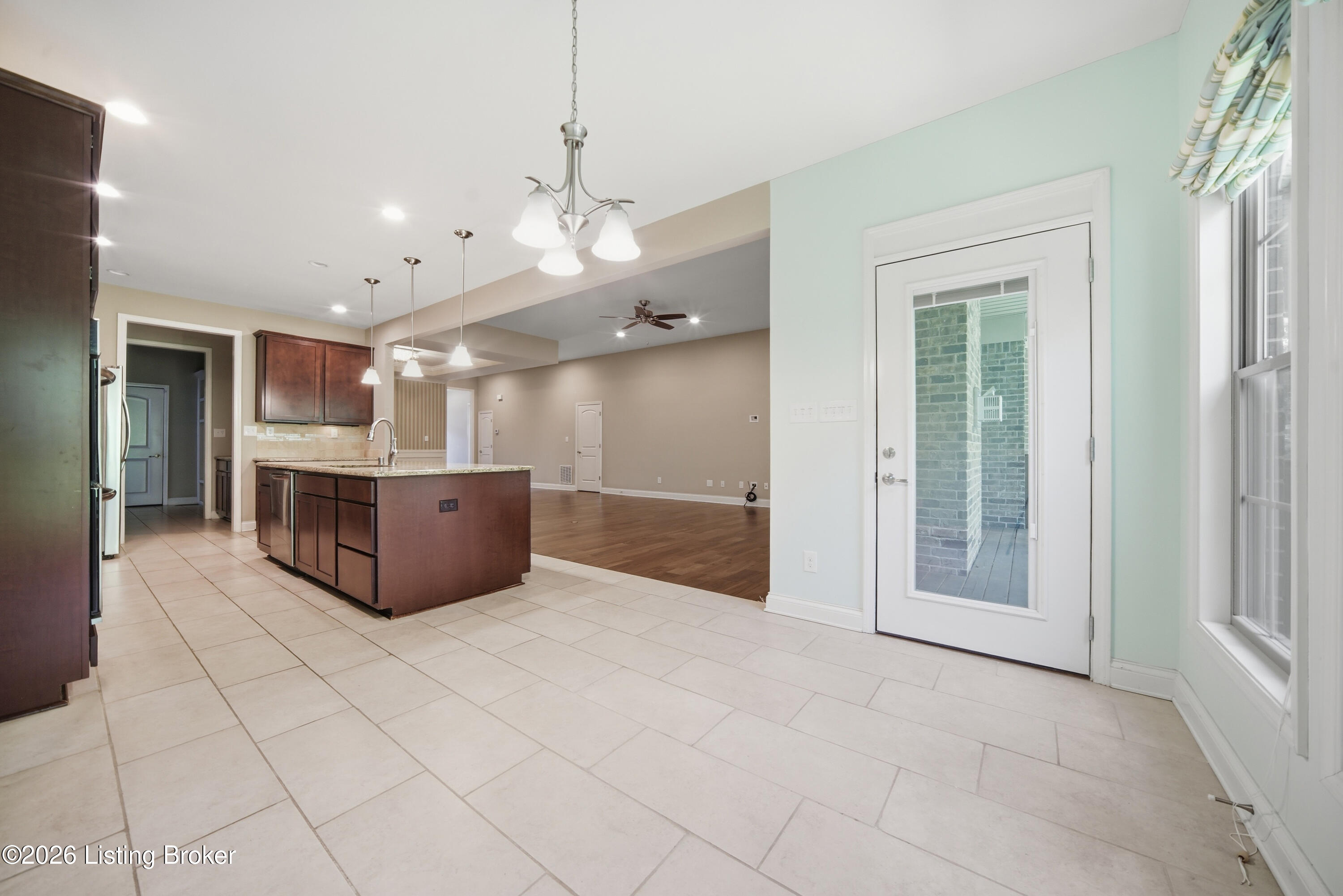 18406 Standwick Dr Property Photo 22