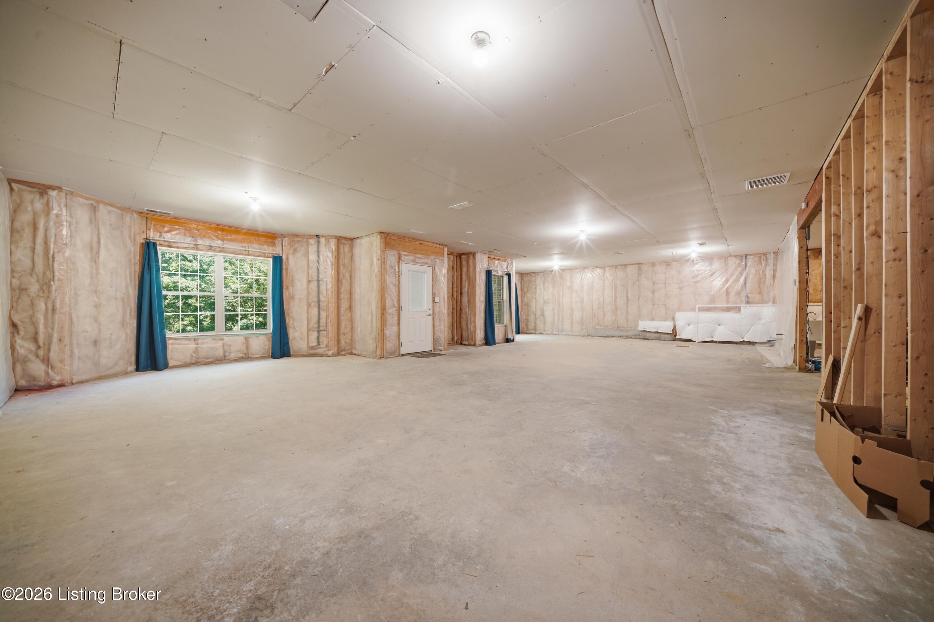 18406 Standwick Dr Property Photo 47