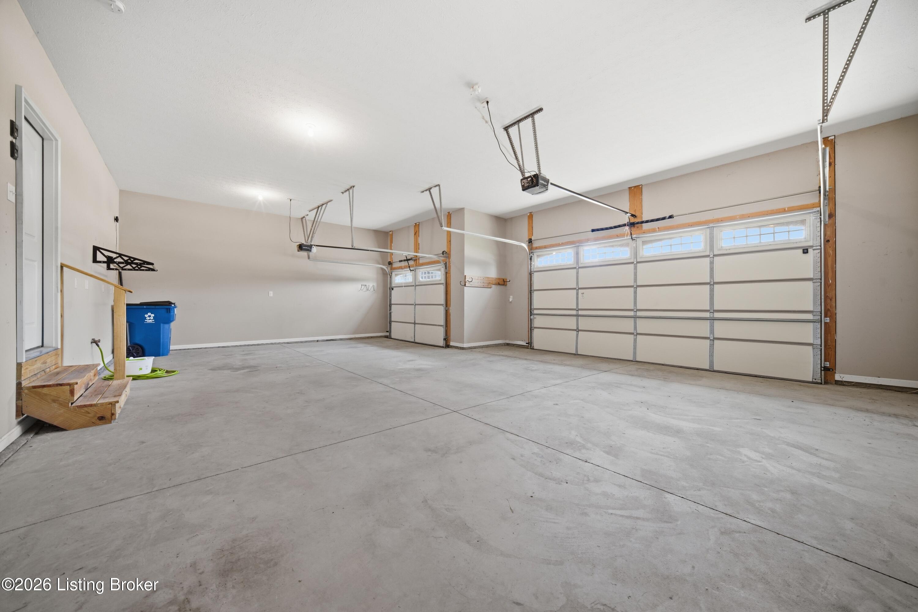 18406 Standwick Dr Property Photo 54