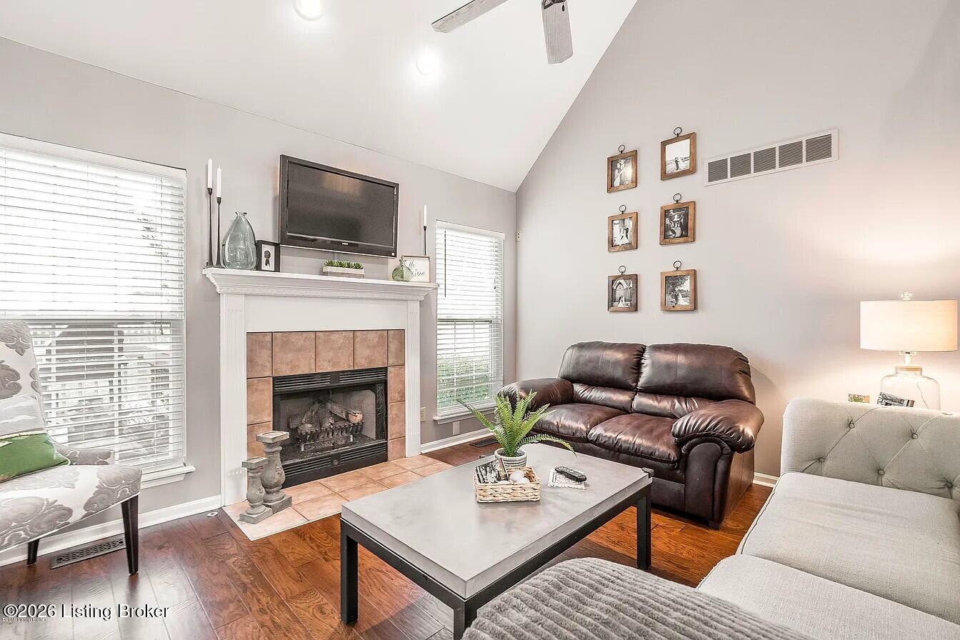 5312 Silver Wing Blvd Property Photo 5
