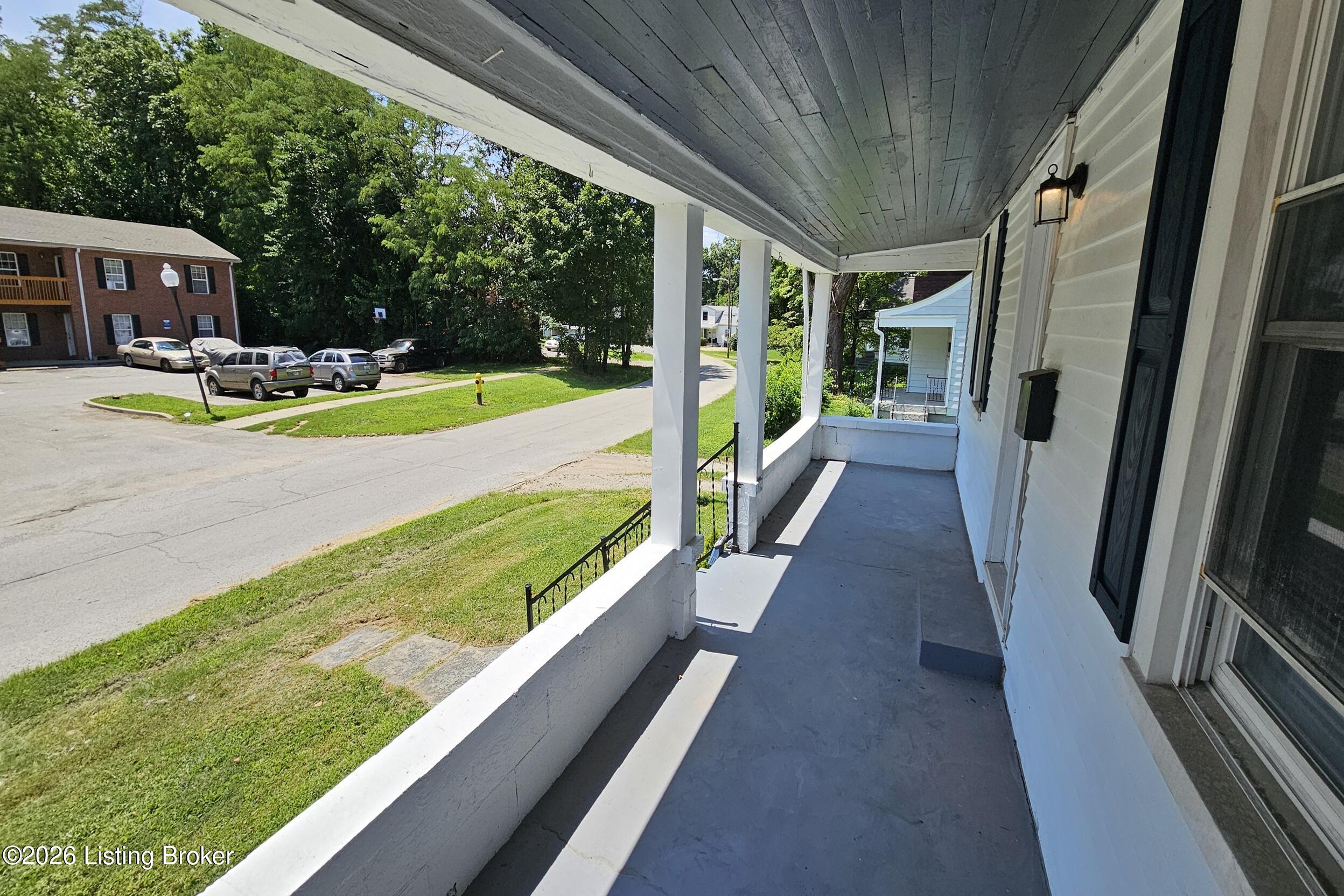 1903 Neville Dr Property Photo 5