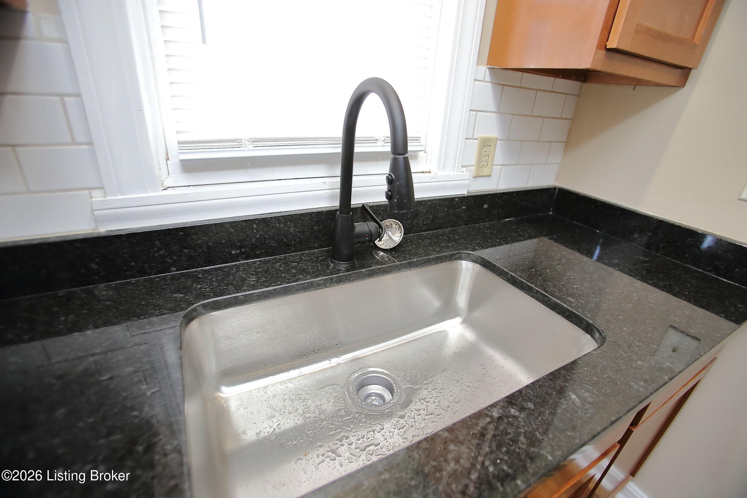 1903 Neville Dr Property Photo 16