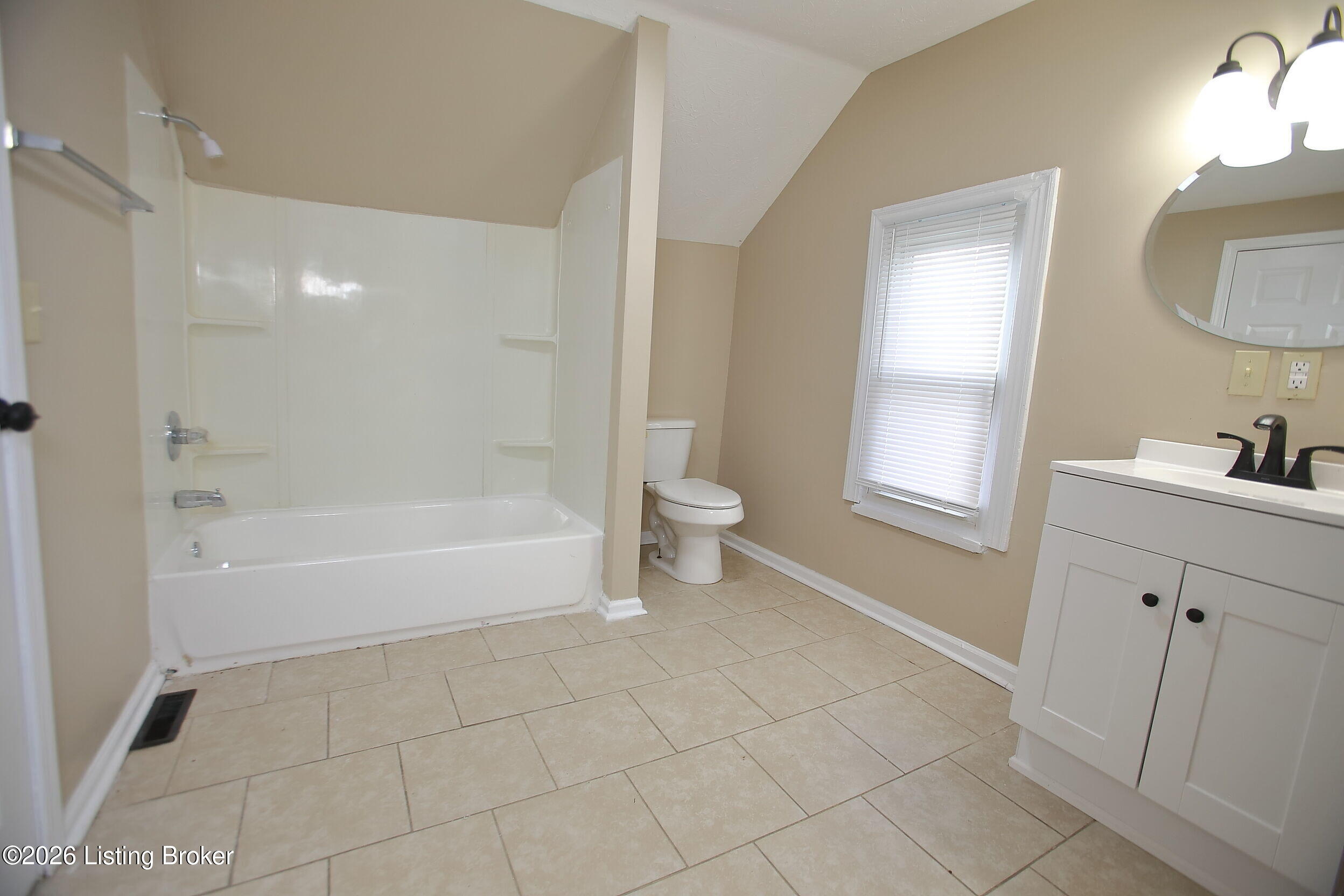1903 Neville Dr Property Photo 32