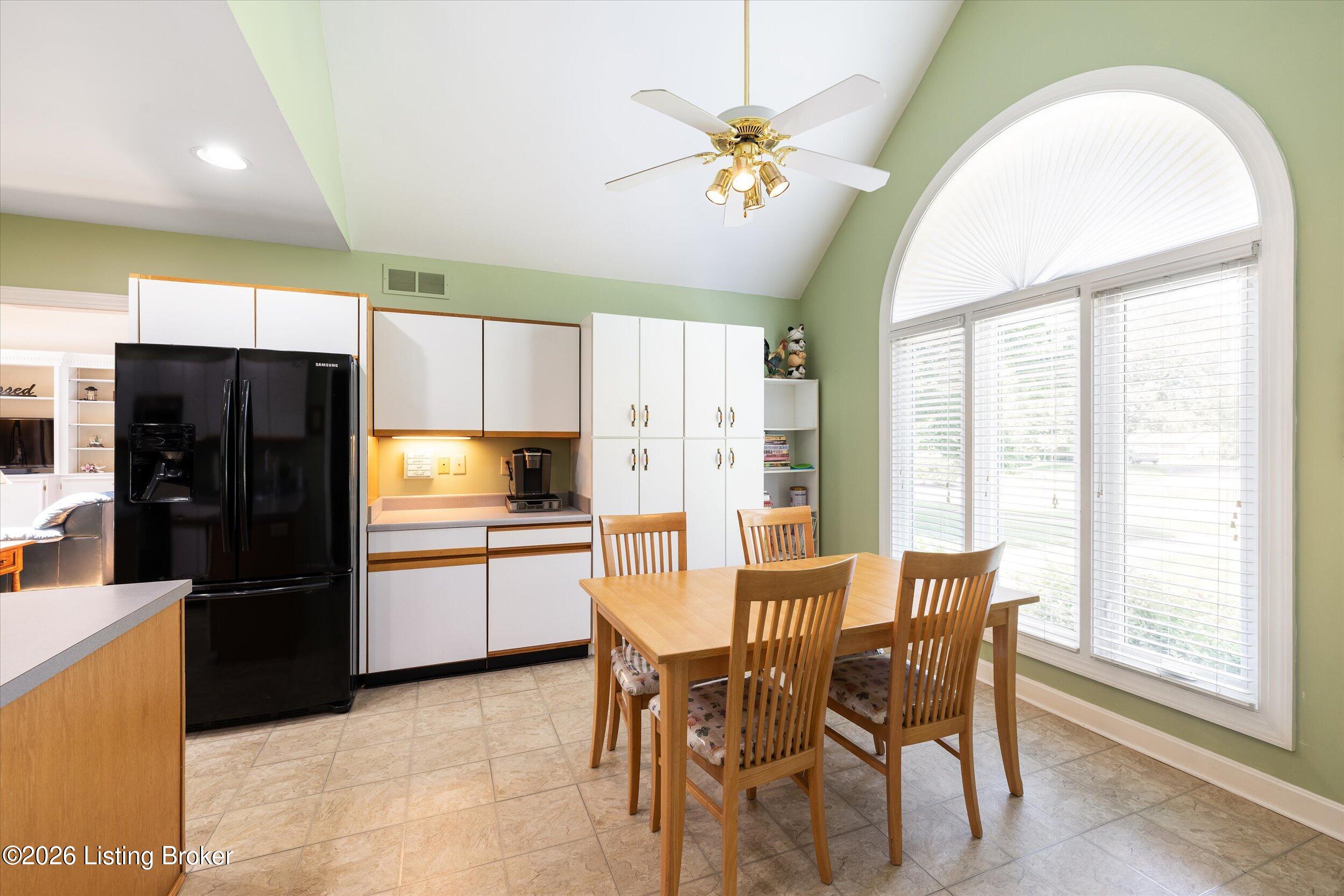 609 Berwyn Dr Property Photo 17