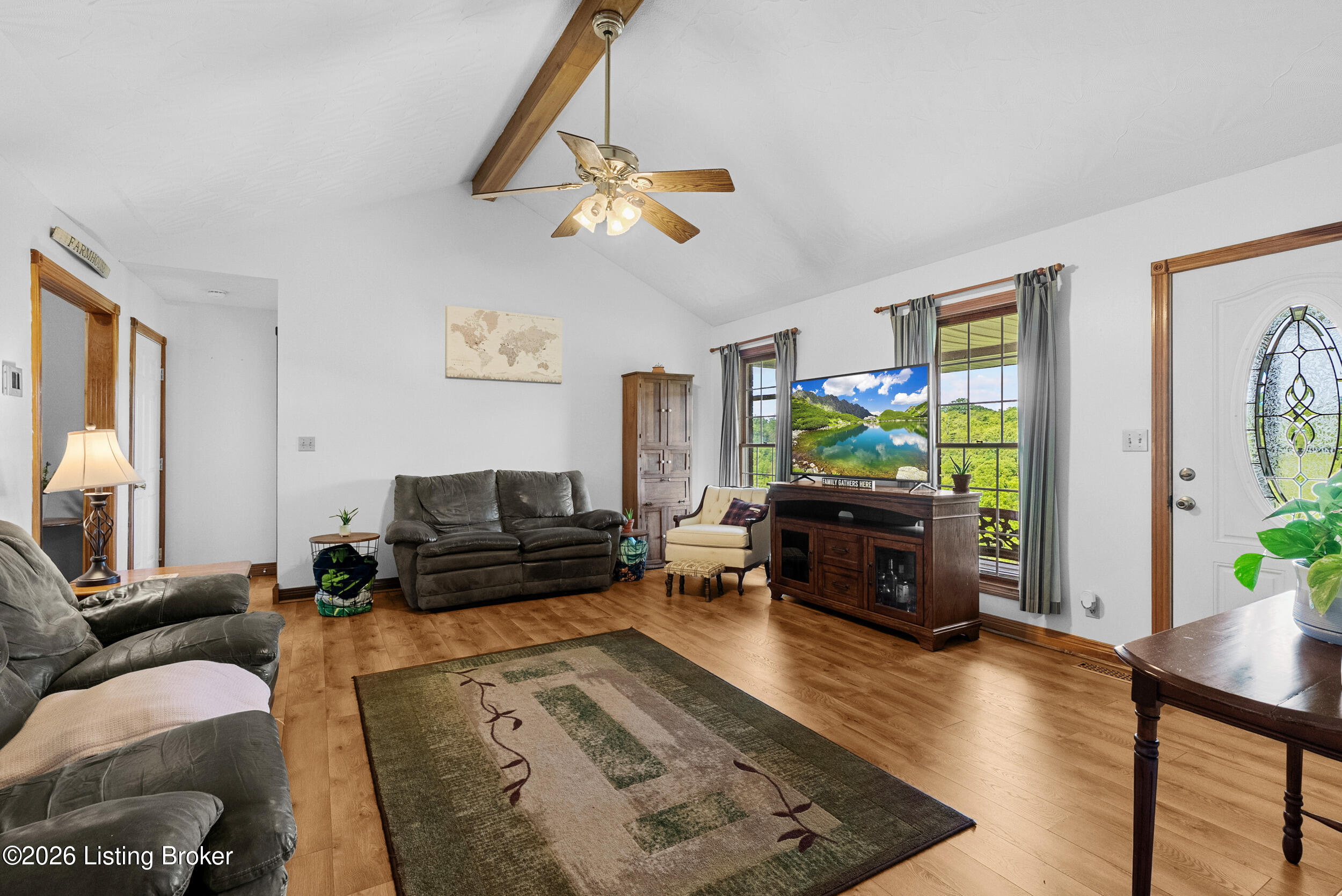 1235 Dutchmans Creek Rd Property Photo 8