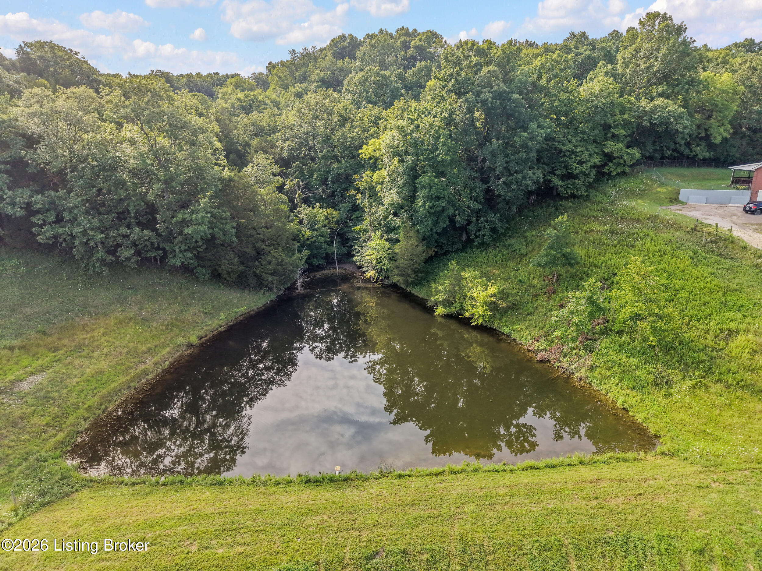 1235 Dutchmans Creek Rd Property Photo 40