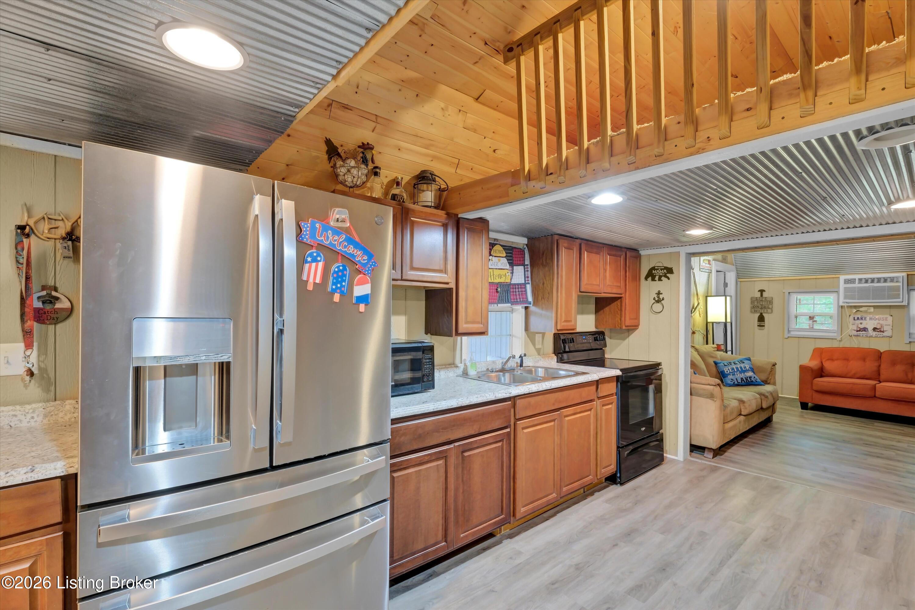 661 Pine Hurst Bay Property Photo 14