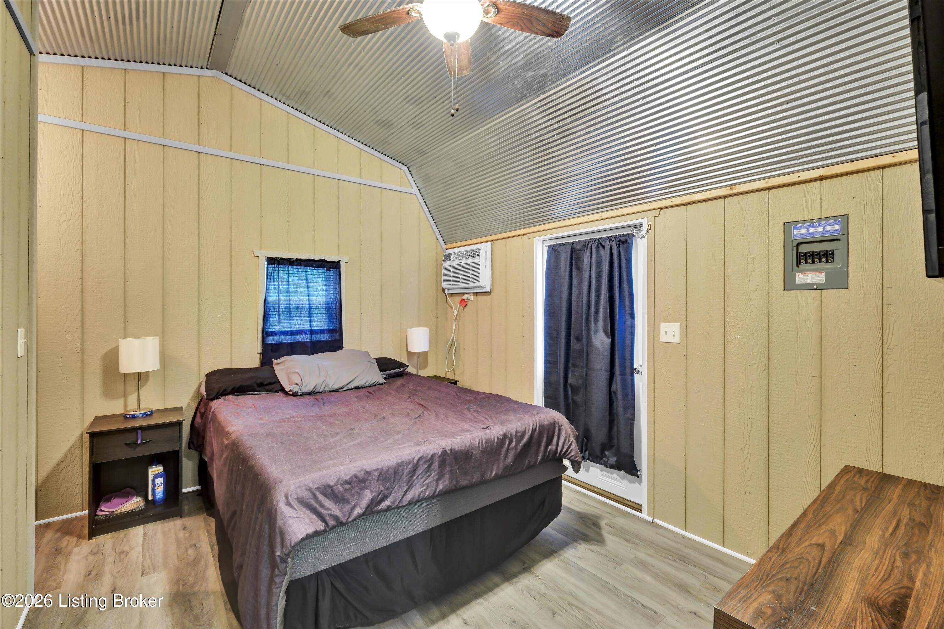 661 Pine Hurst Bay Property Photo 21