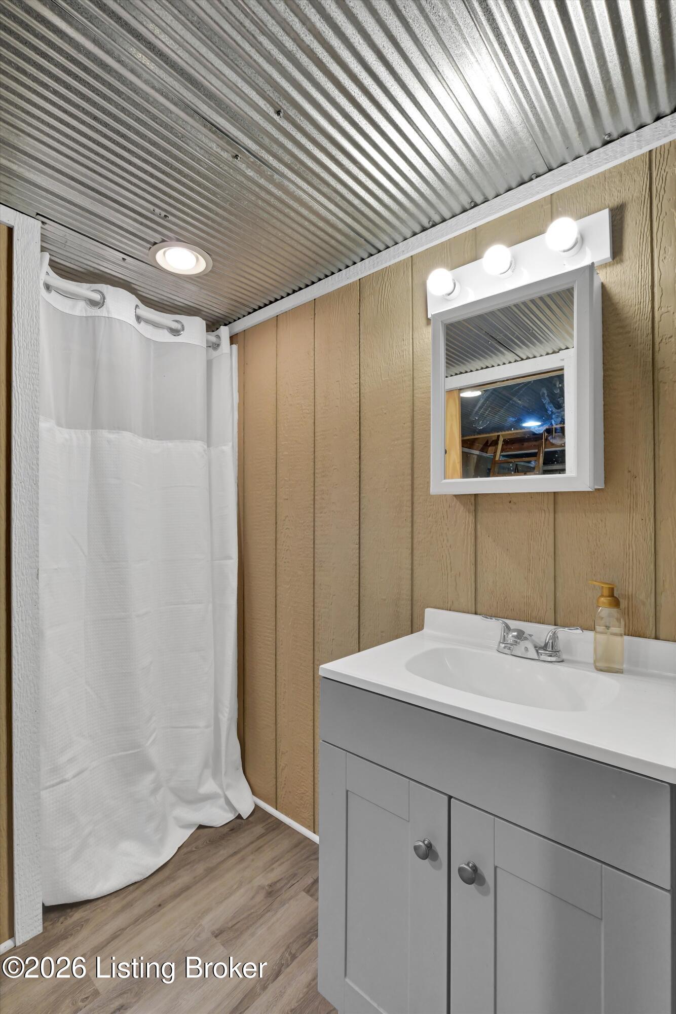 661 Pine Hurst Bay Property Photo 32