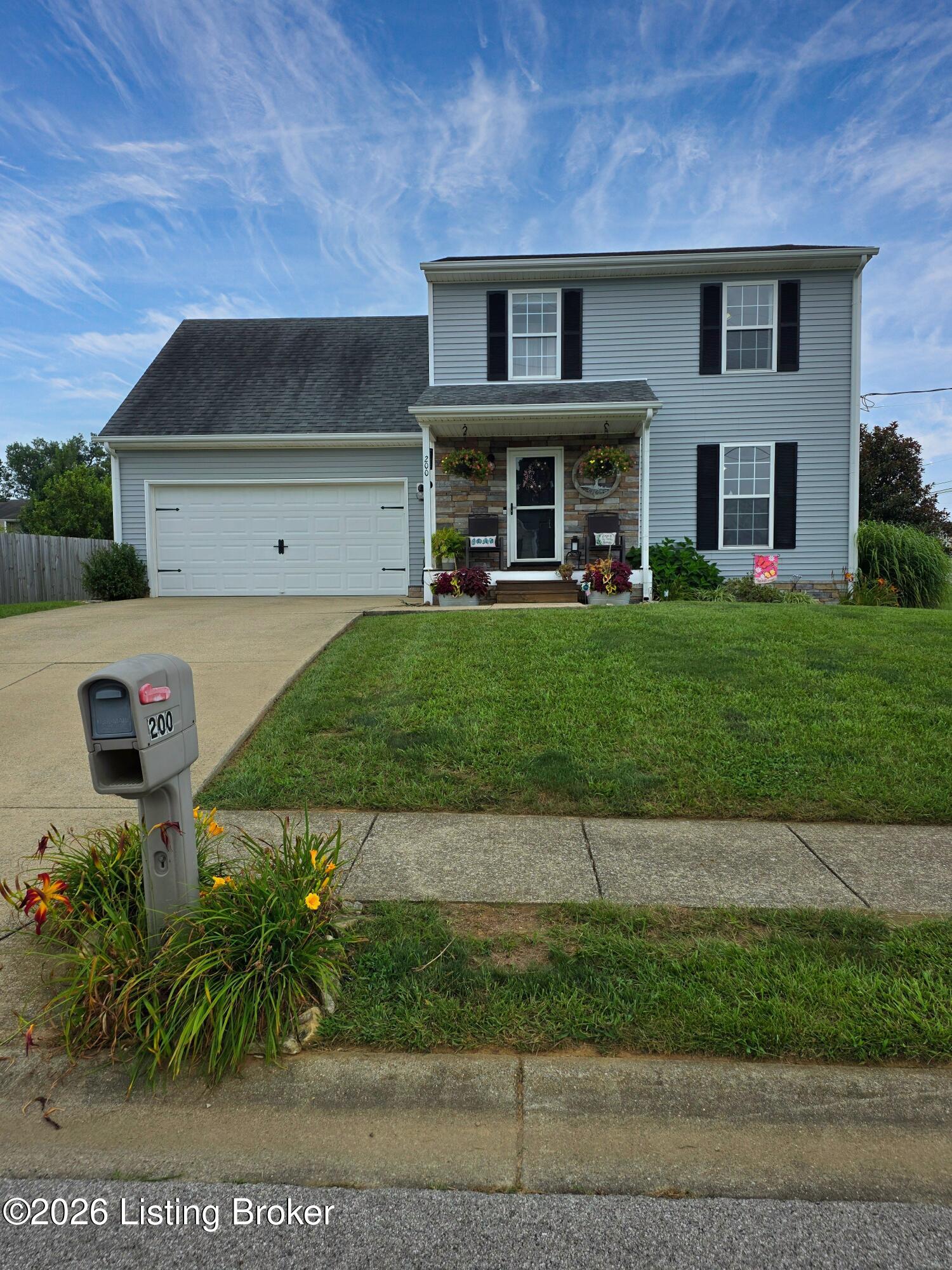 200 Greenleaf Dr Property Photo 1