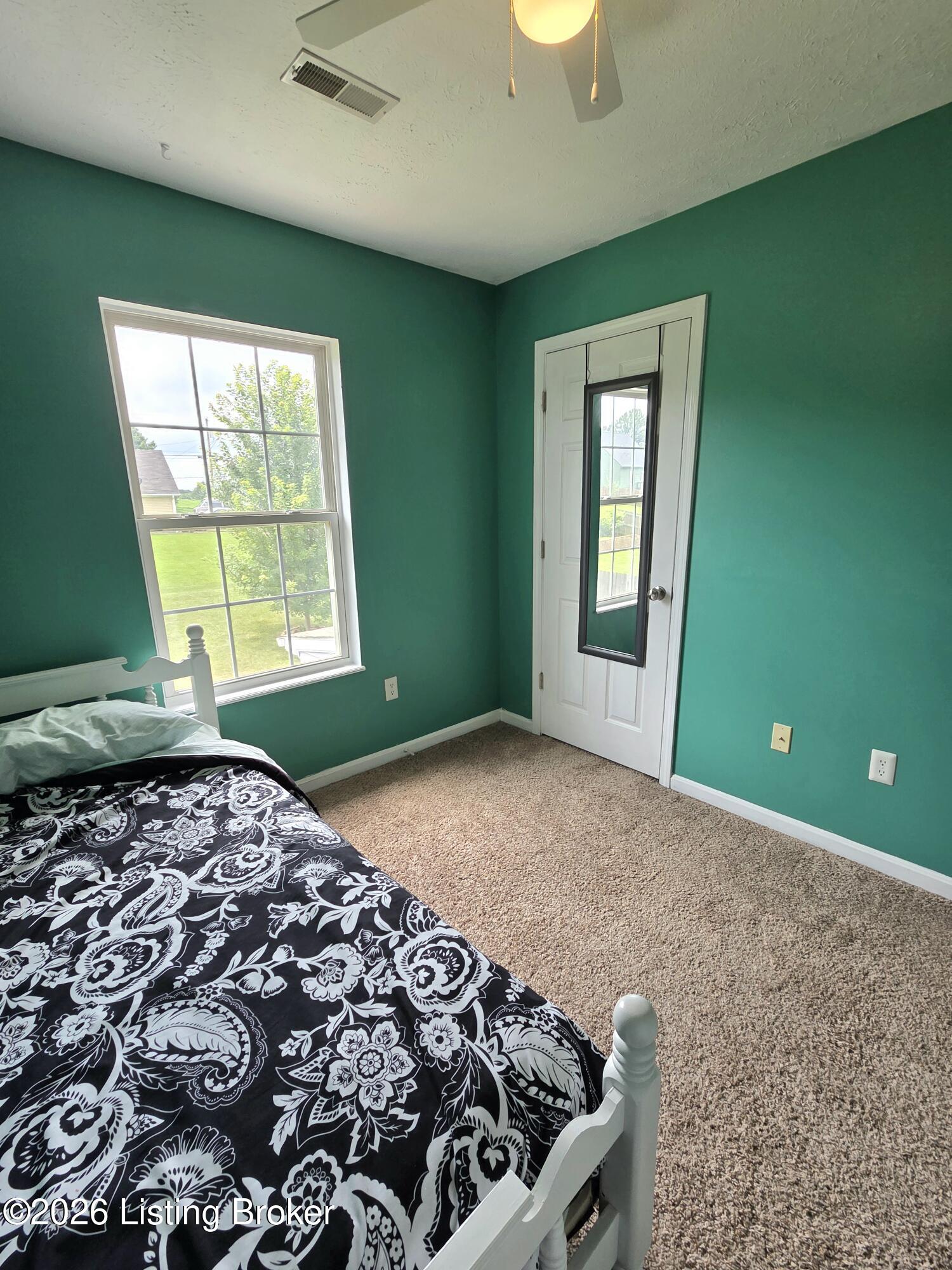 200 Greenleaf Dr Property Photo 44