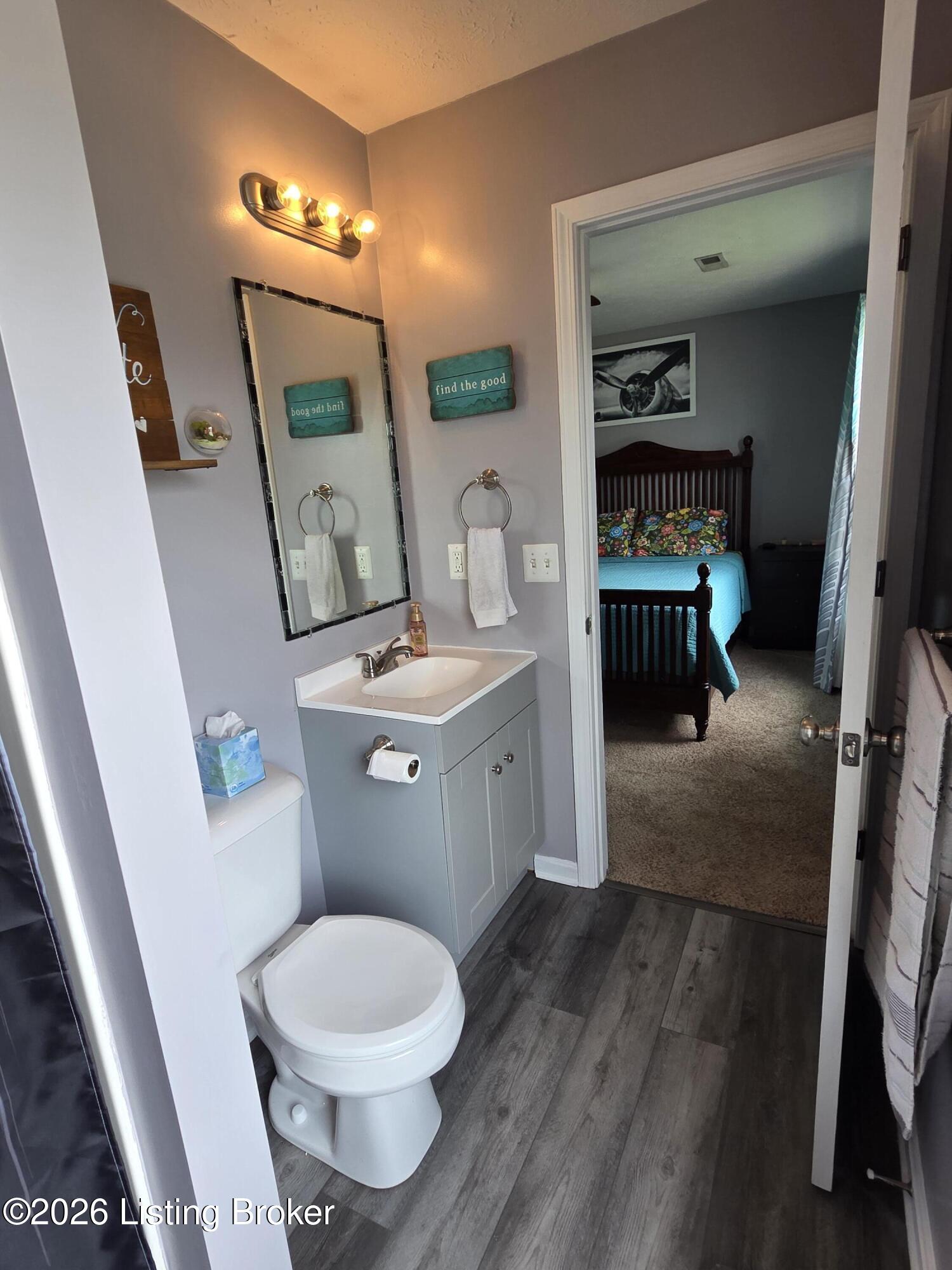 200 Greenleaf Dr Property Photo 57