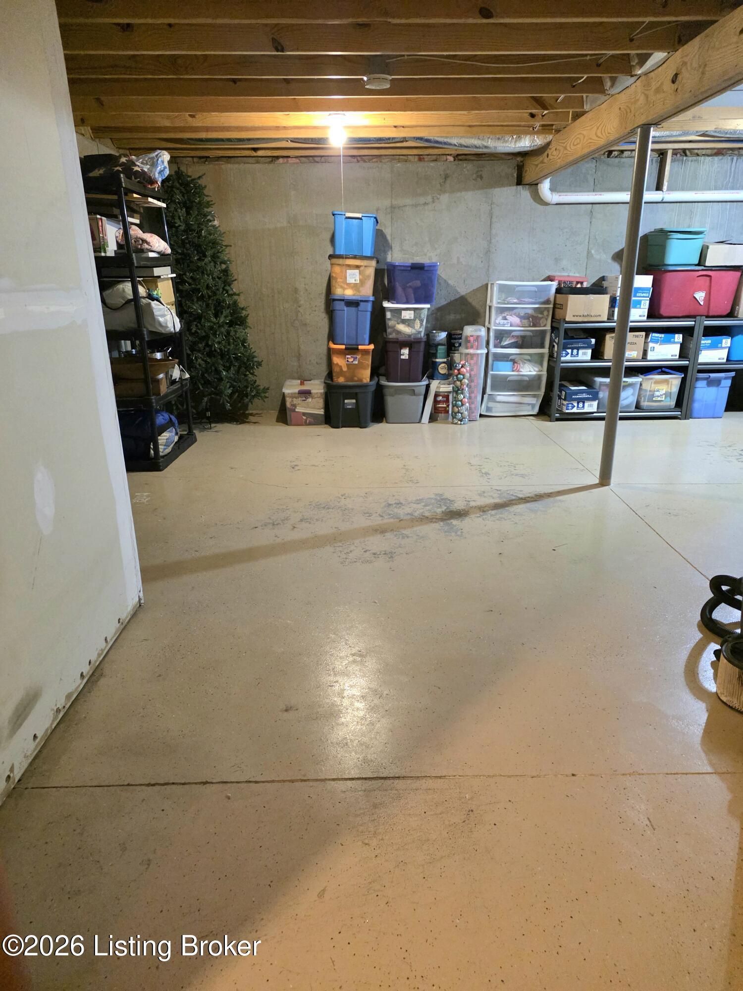 200 Greenleaf Dr Property Photo 66