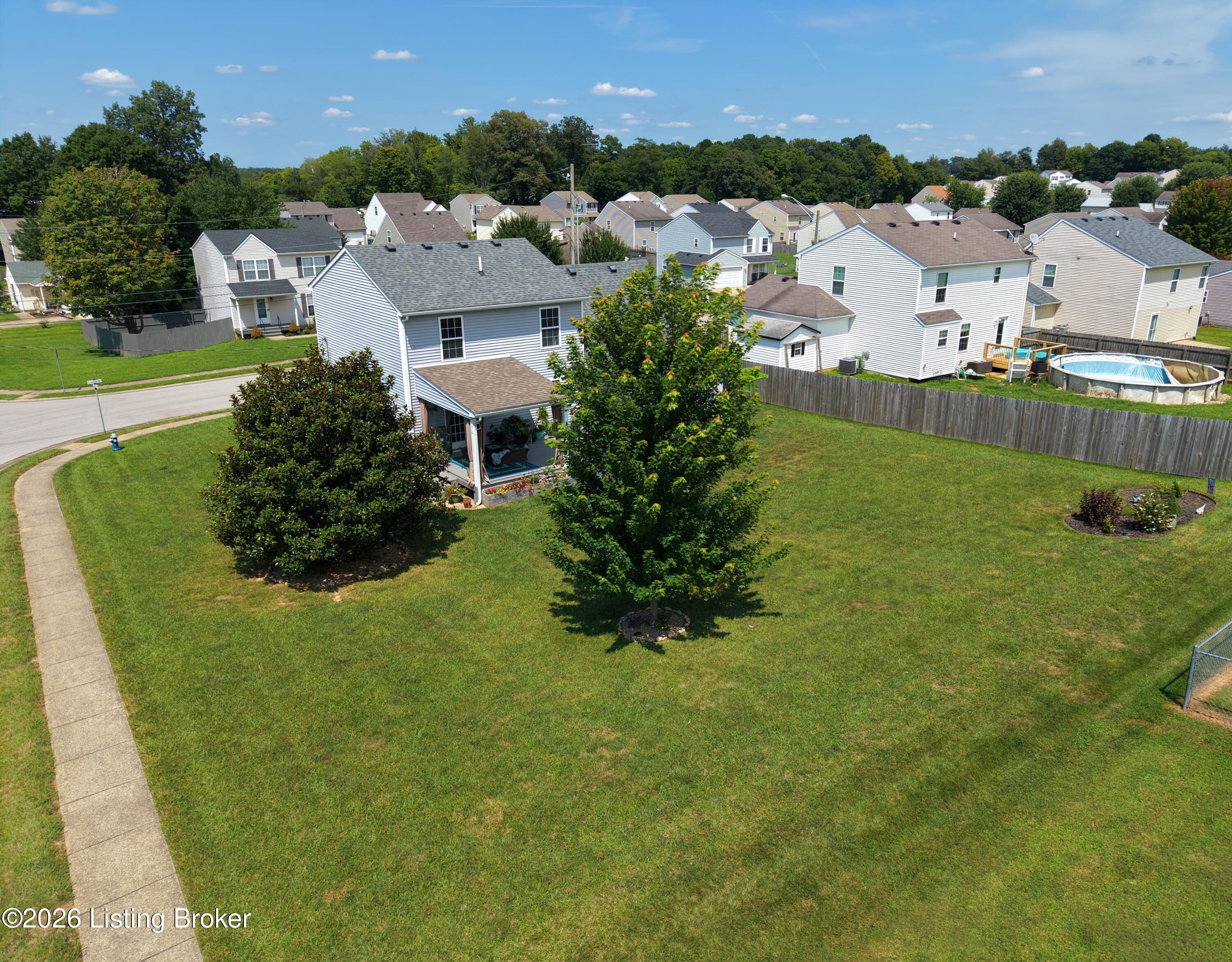 200 Greenleaf Dr Property Photo 78