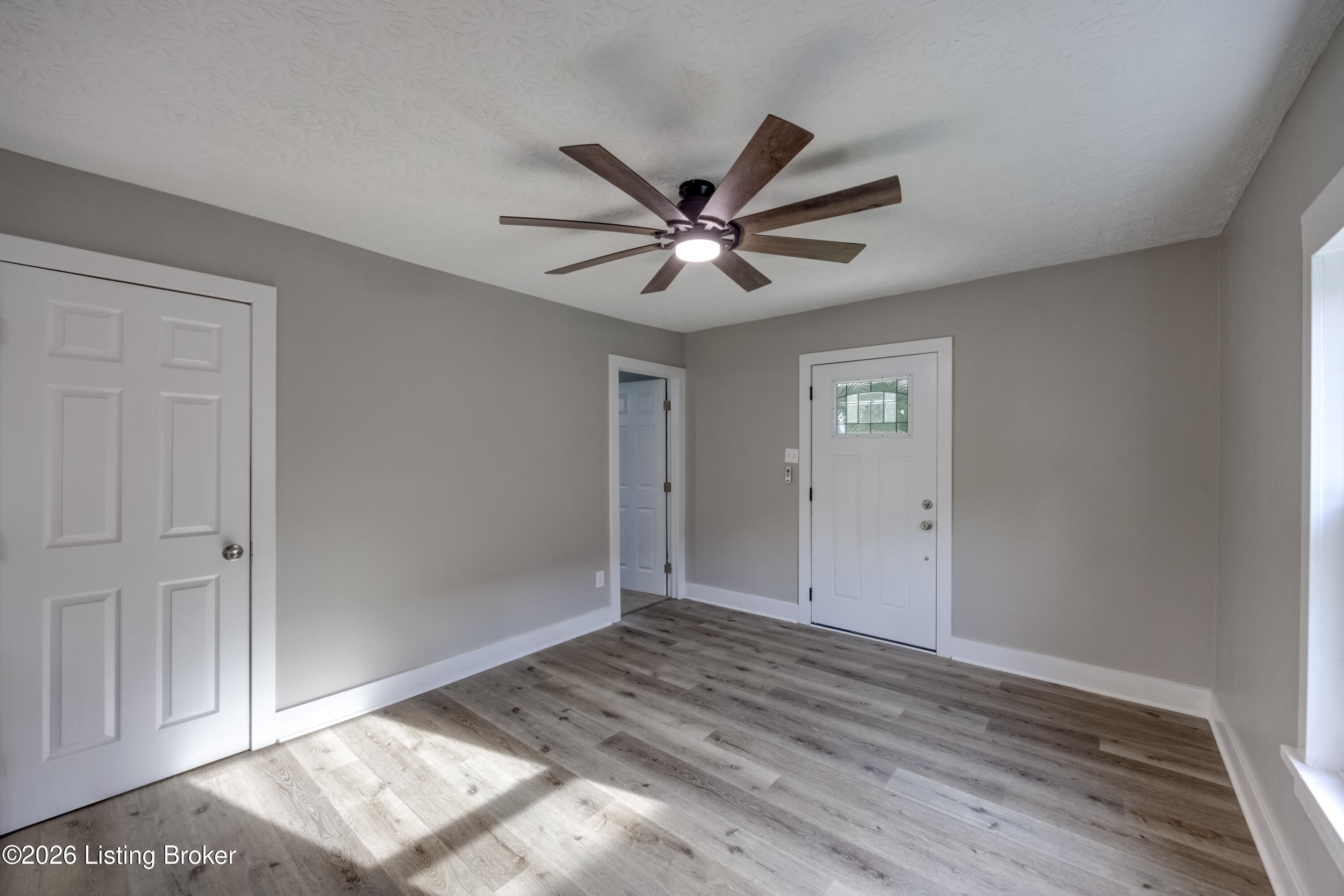 1010 Palatka Rd Property Photo 6
