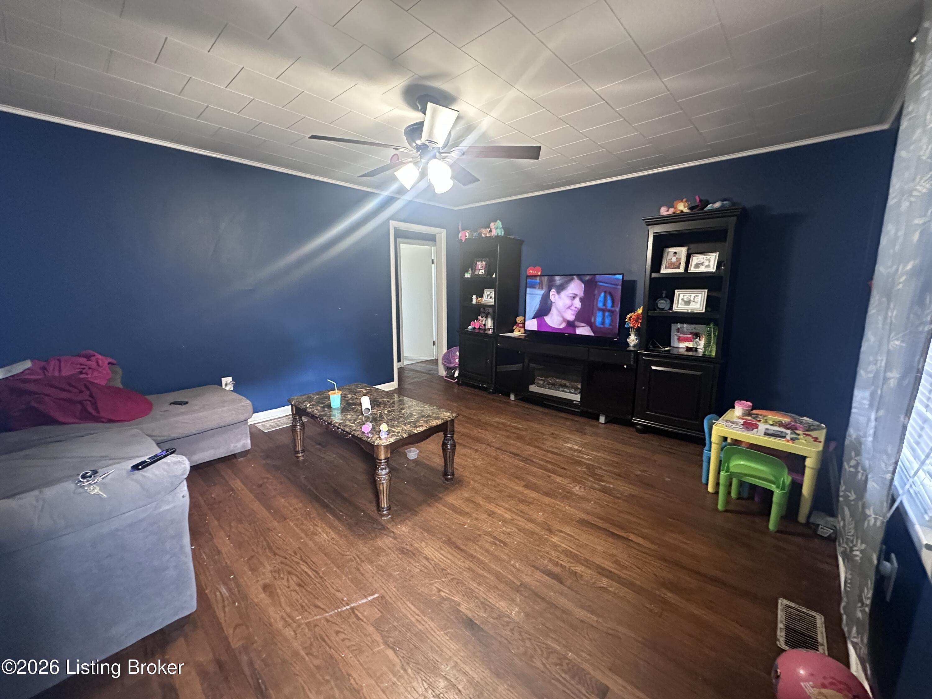 103 Eminence Pike Property Photo 5